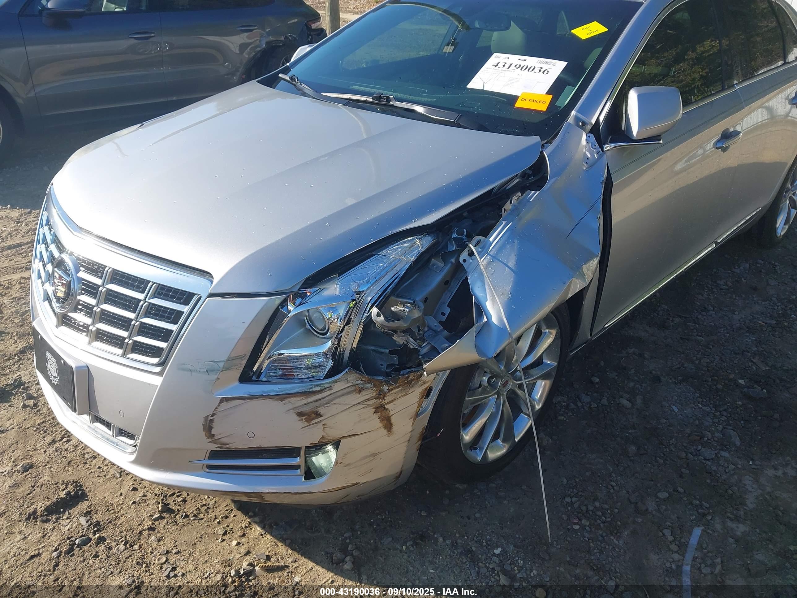CADILLAC XTS image 6