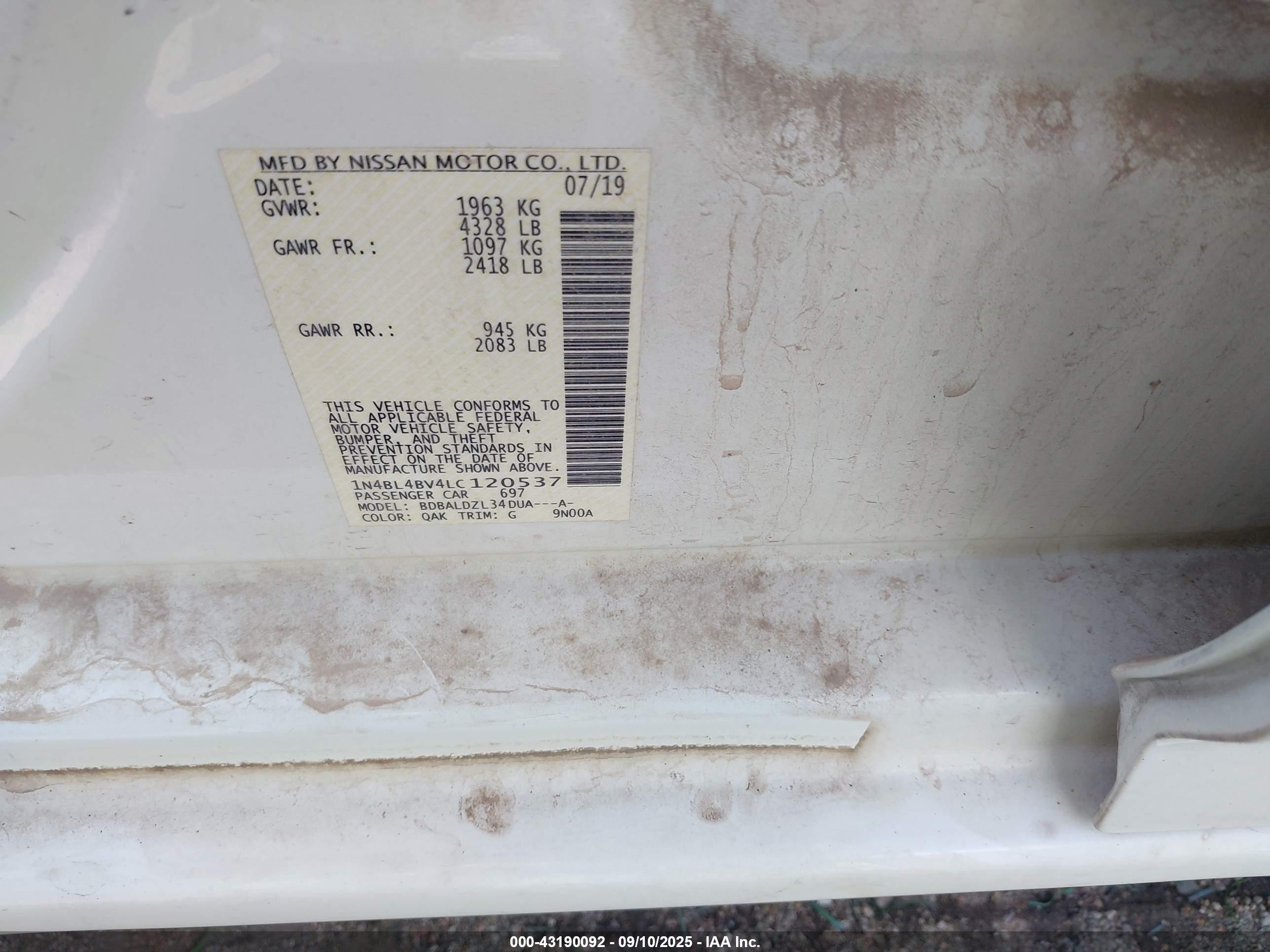 NISSAN ALTIMA image 9