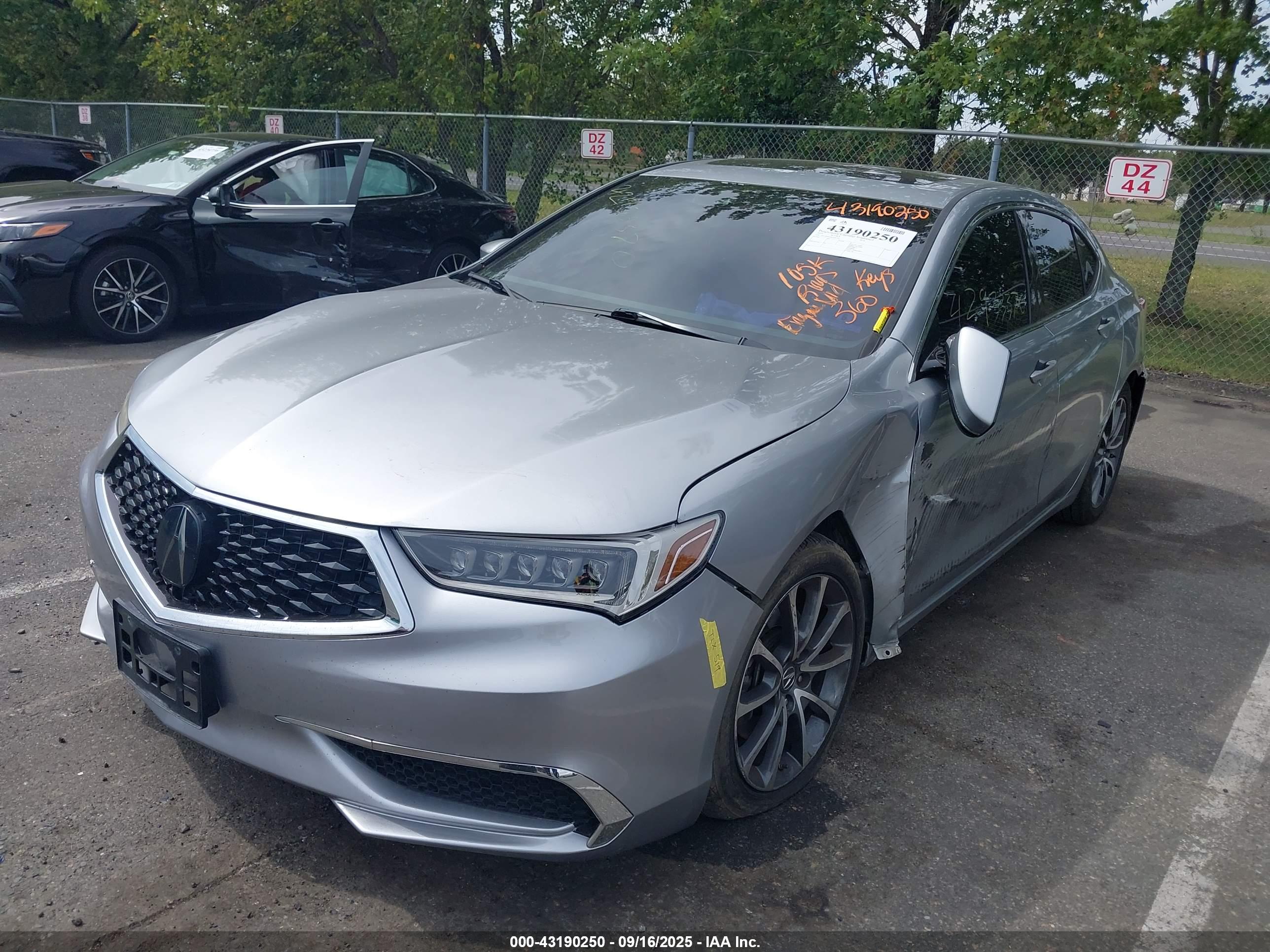 ACURA TLX image 2