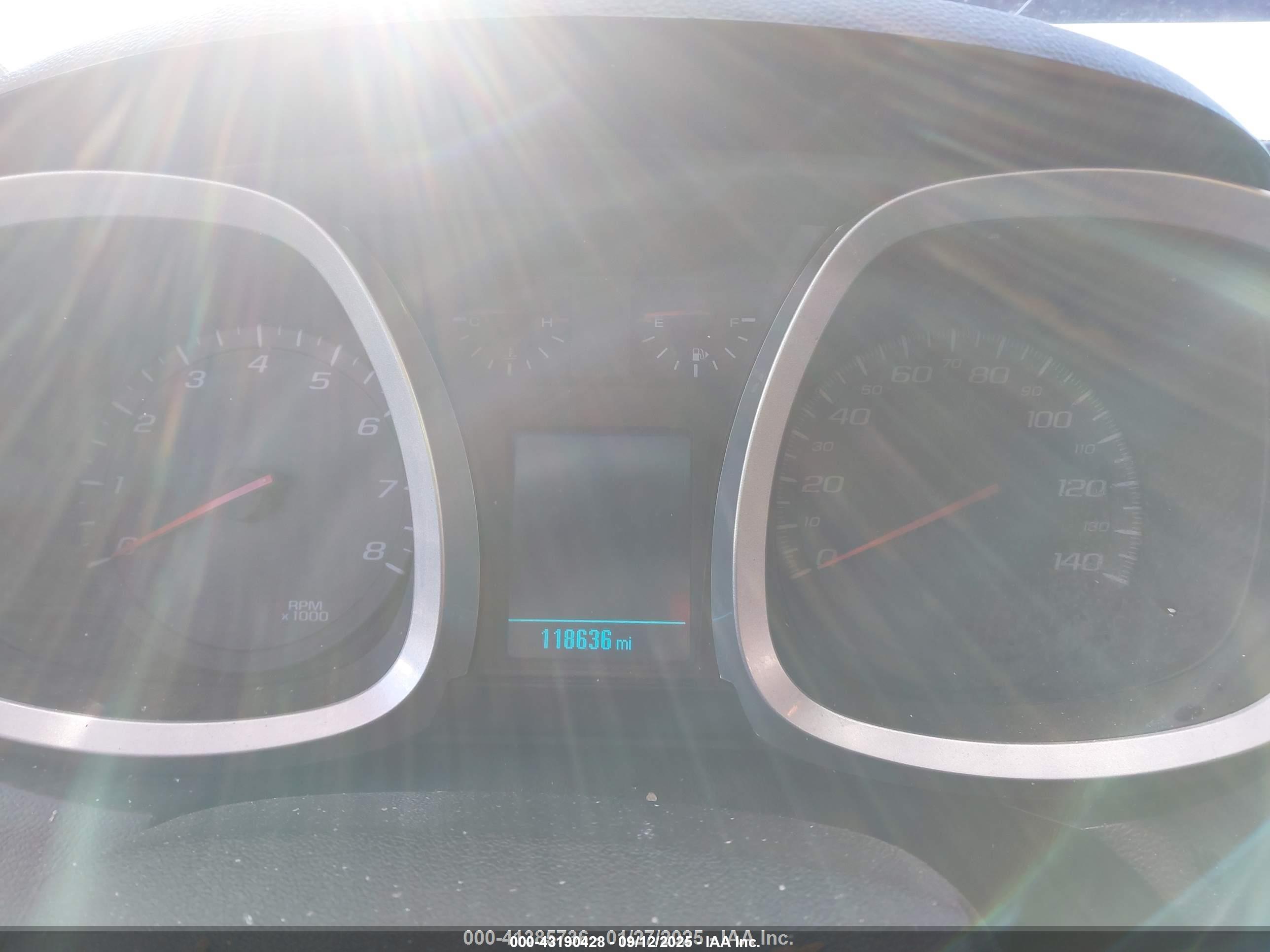 CHEVROLET EQUINOX image 7