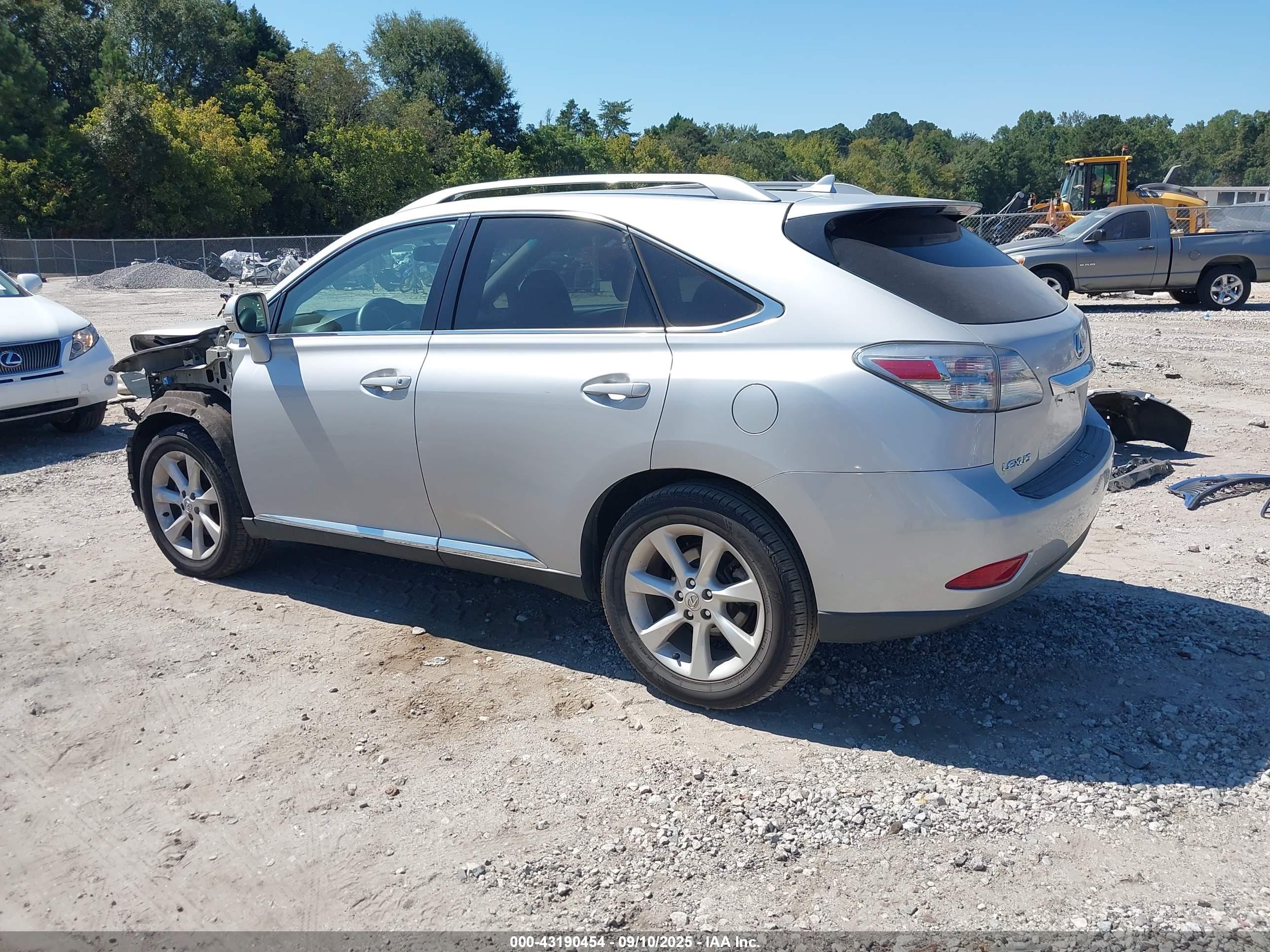 LEXUS RX image 3