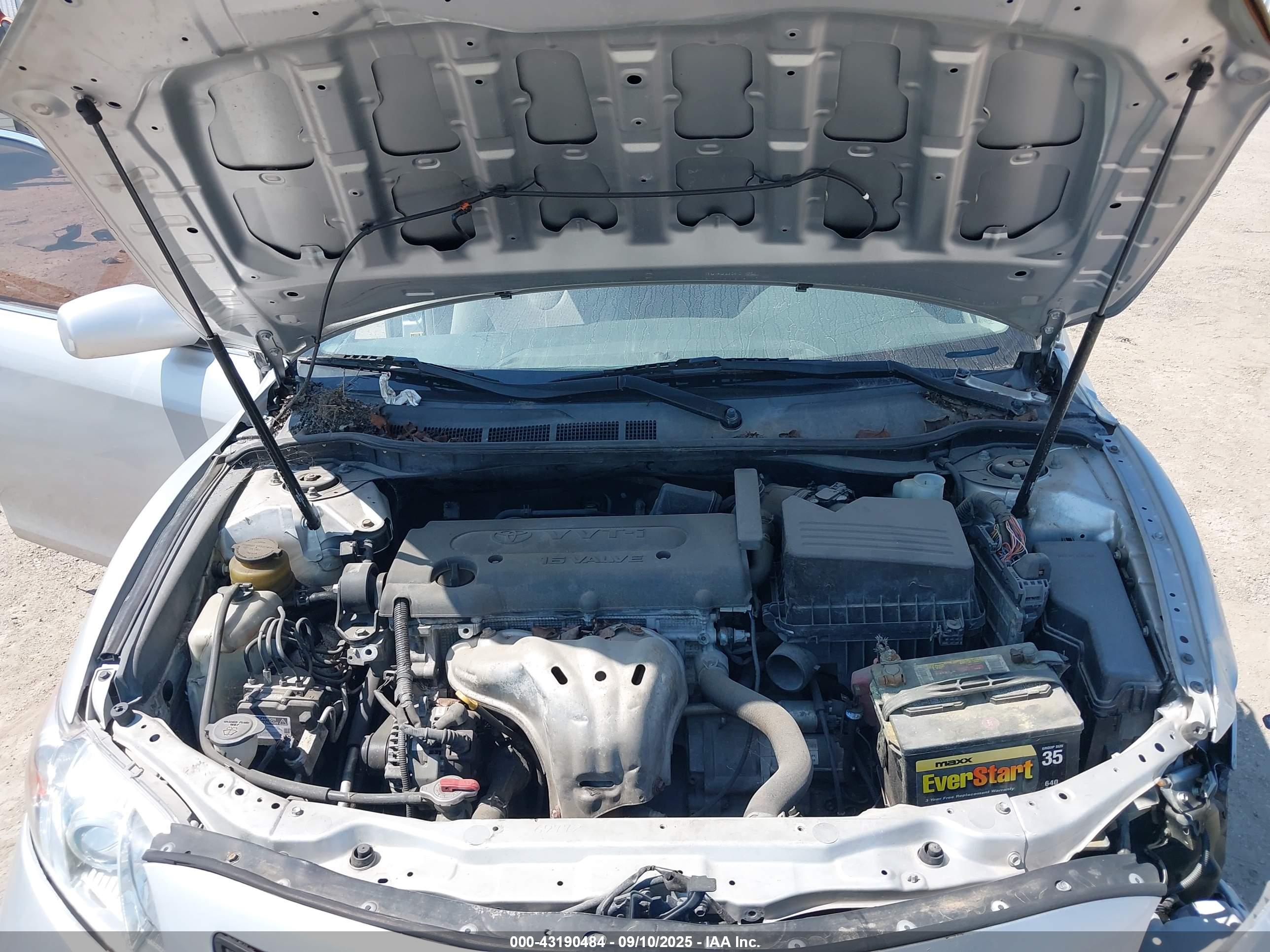TOYOTA CAMRY image 10