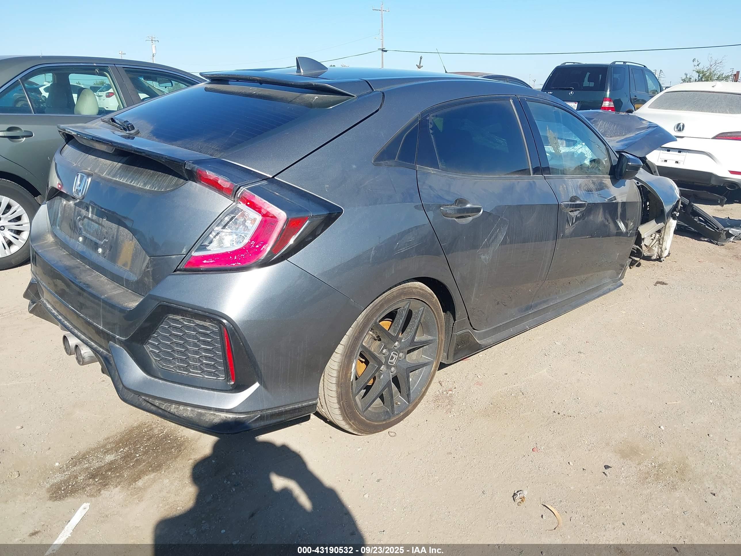 HONDA CIVIC image 4