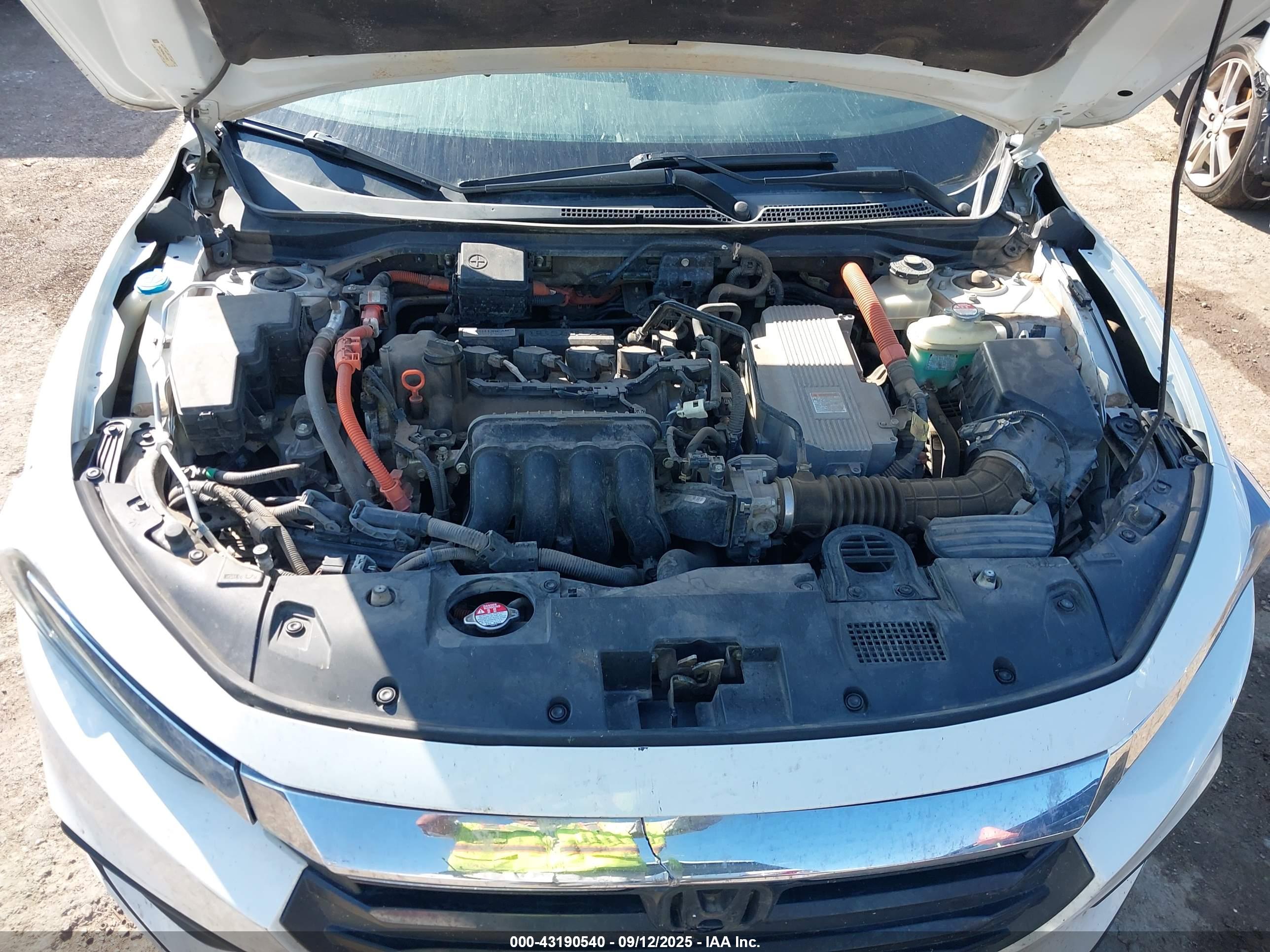 HONDA INSIGHT image 10
