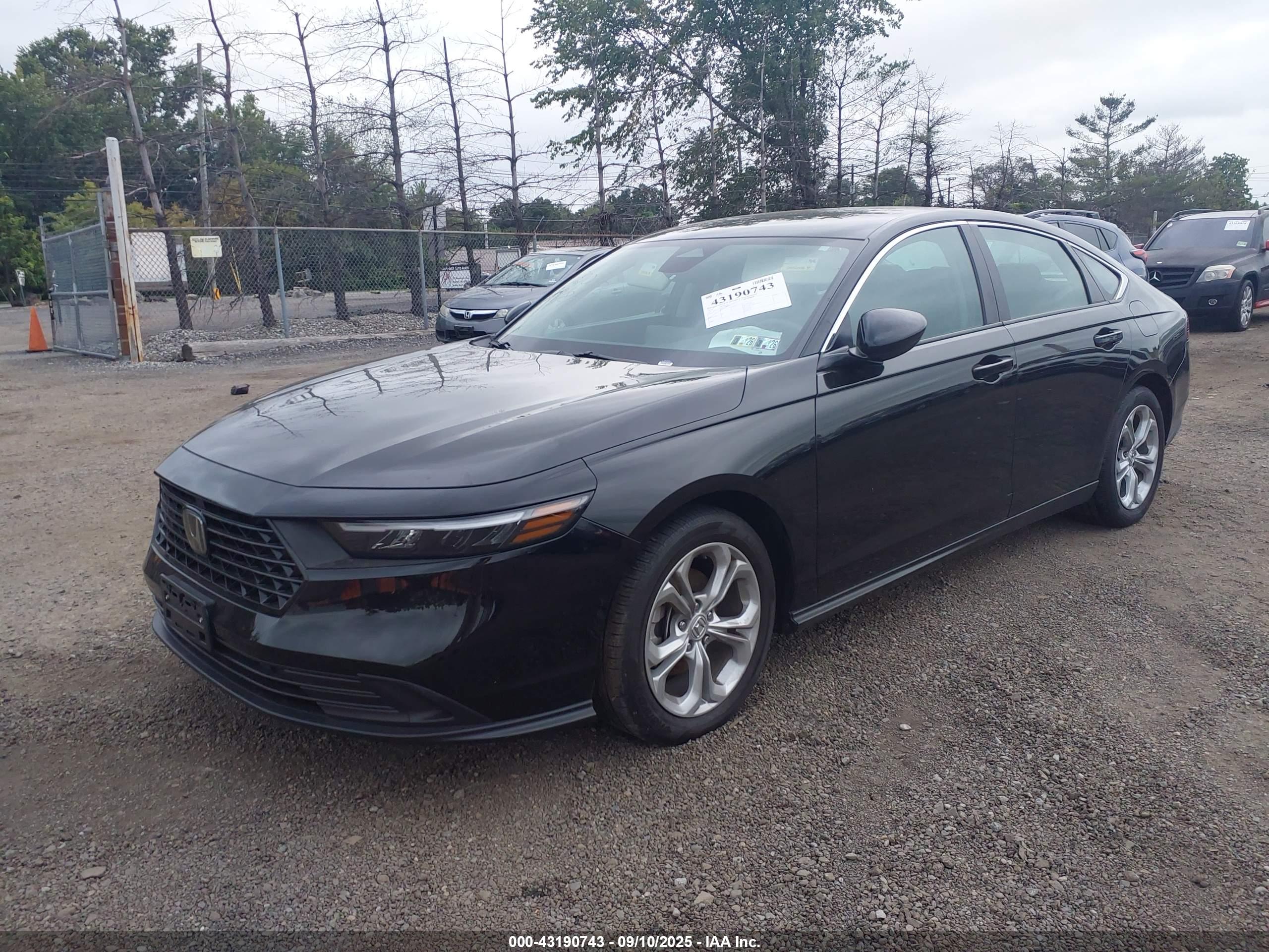 HONDA ACCORD image 2