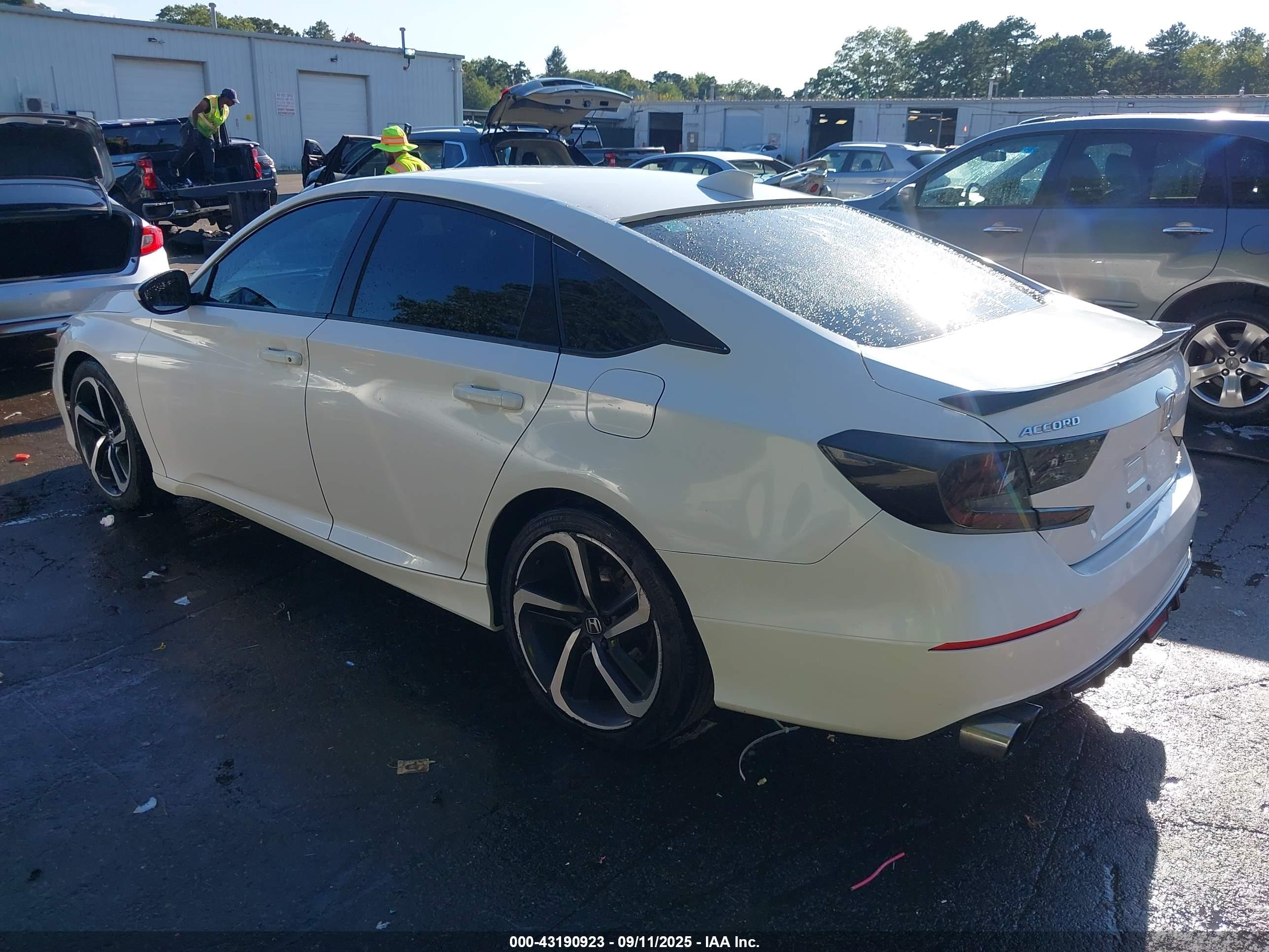 HONDA ACCORD image 3