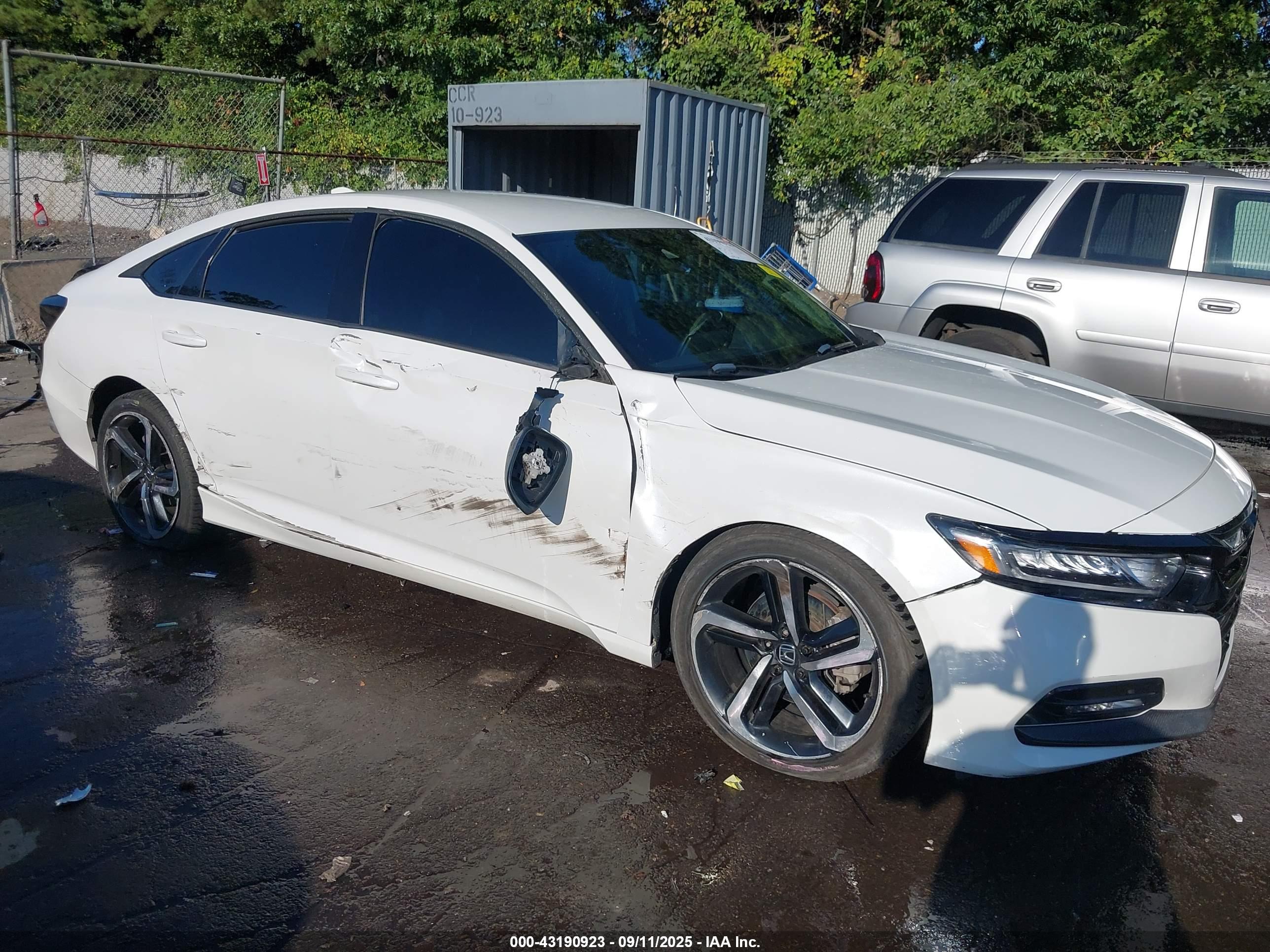 HONDA ACCORD image 6
