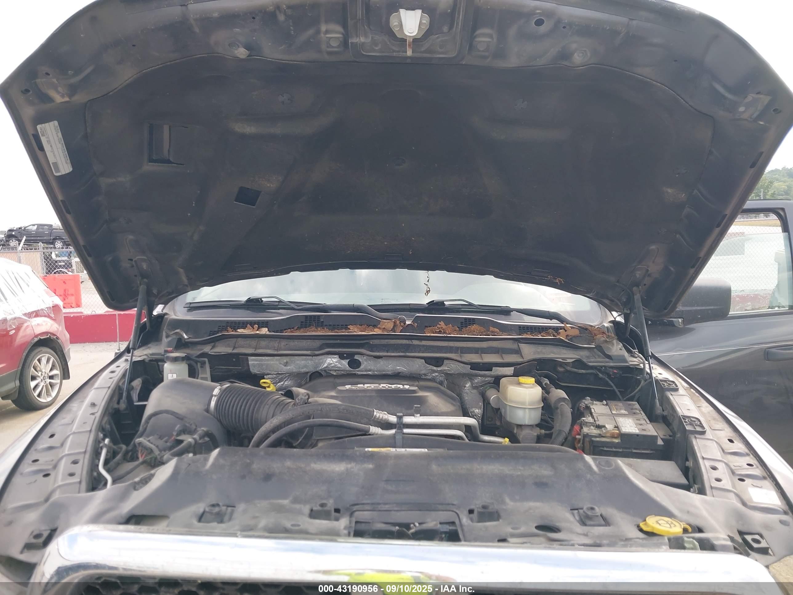RAM 2500 image 10