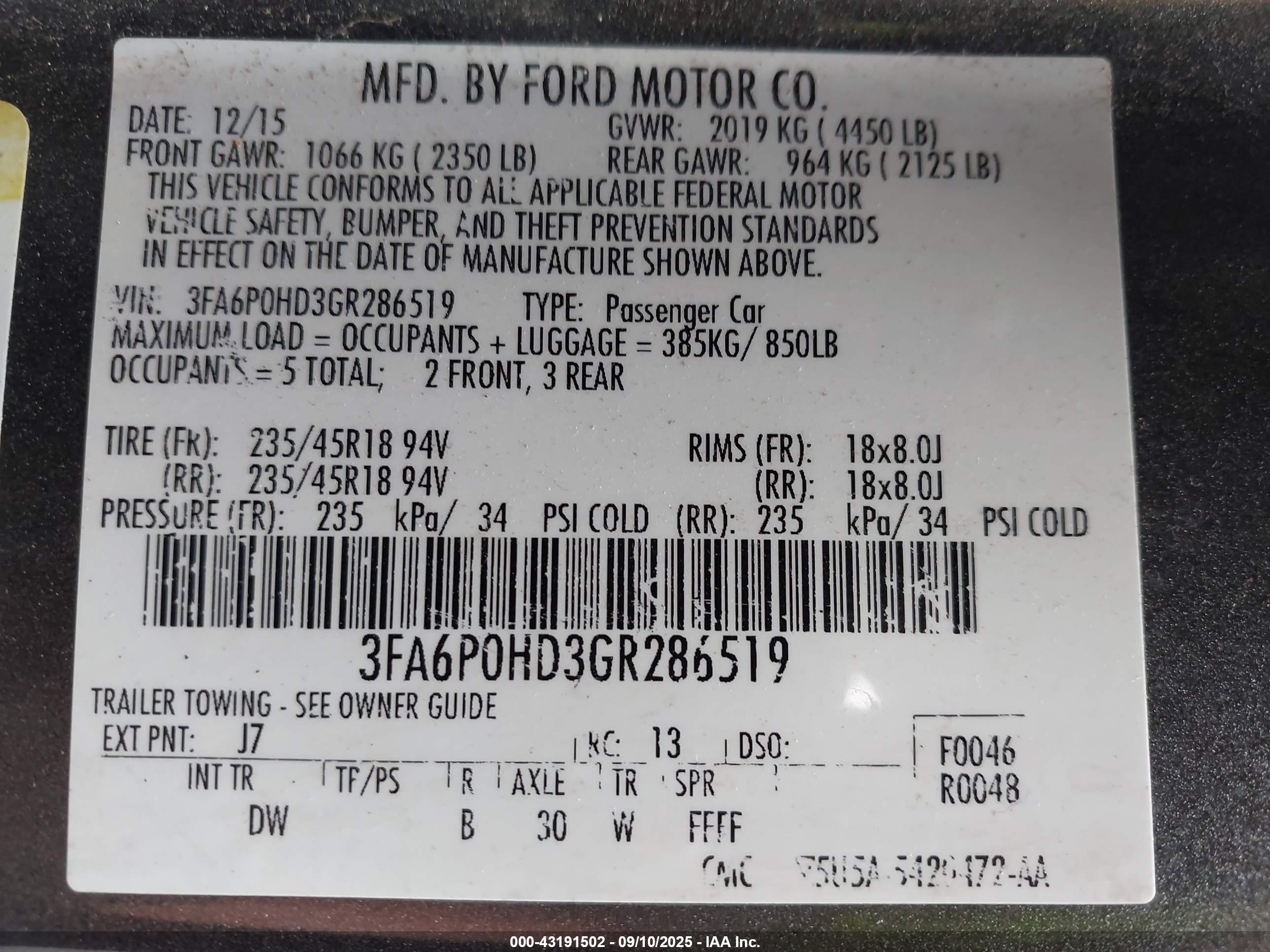 FORD FUSION image 9