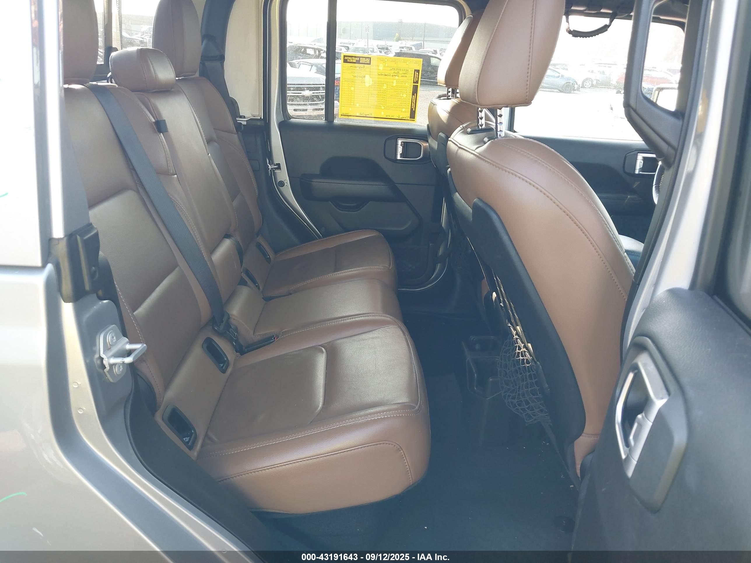 JEEP GLADIATOR image 8