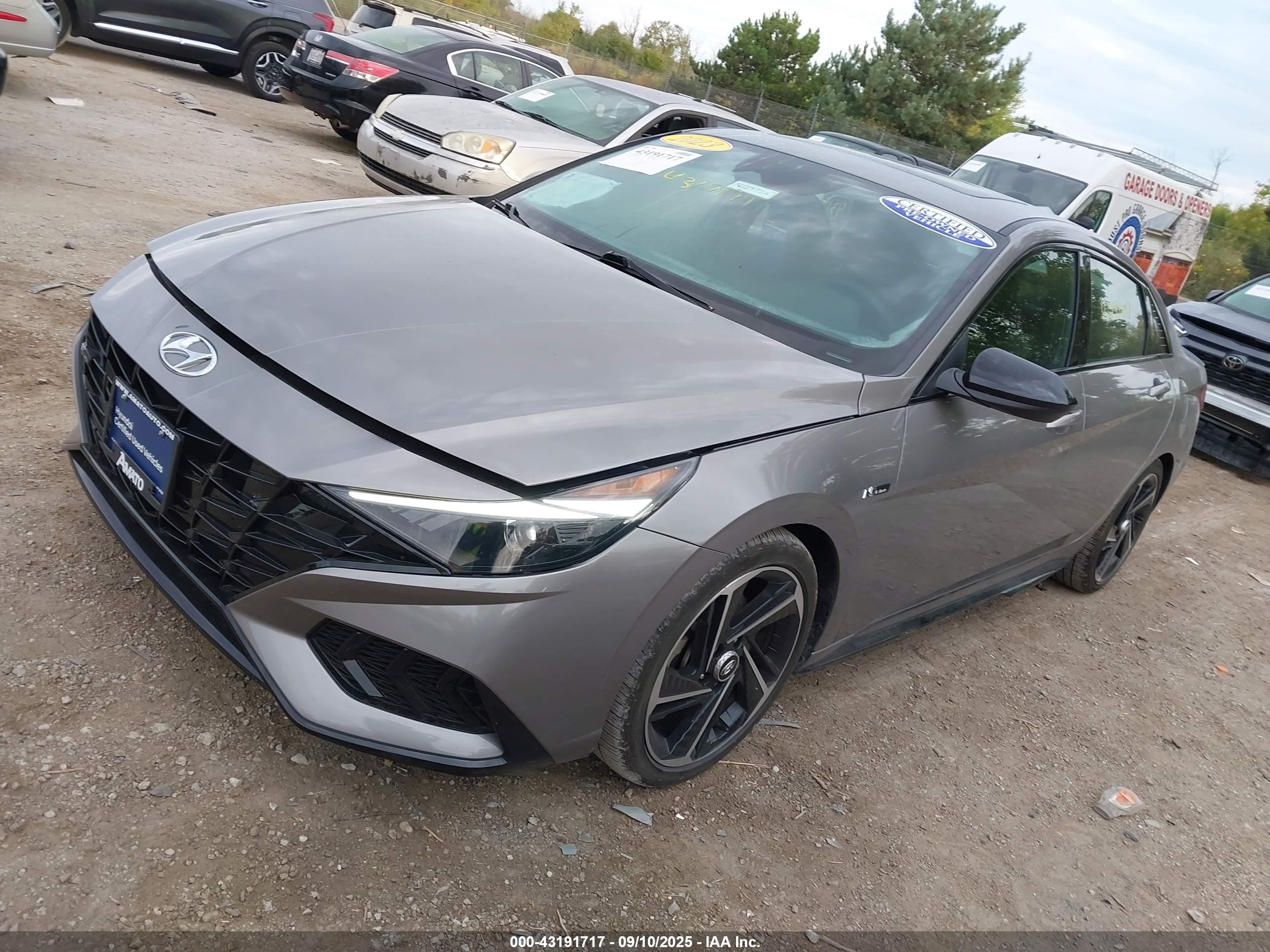 HYUNDAI ELANTRA image 2