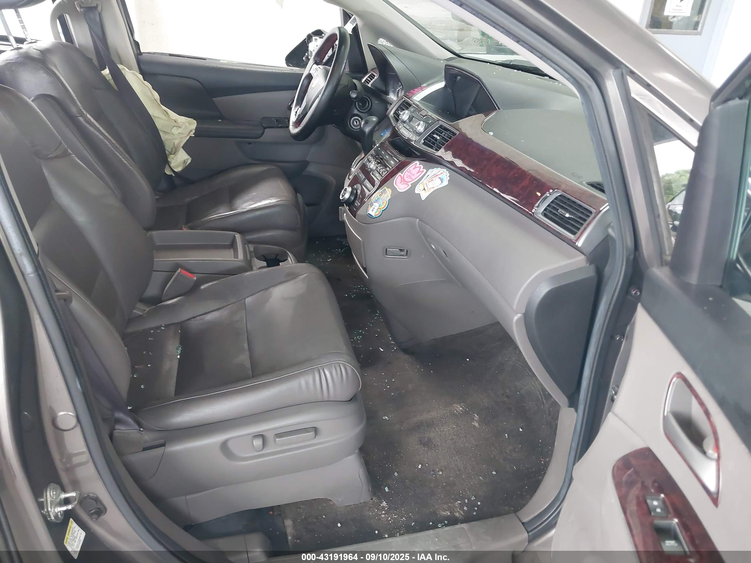 HONDA ODYSSEY image 5
