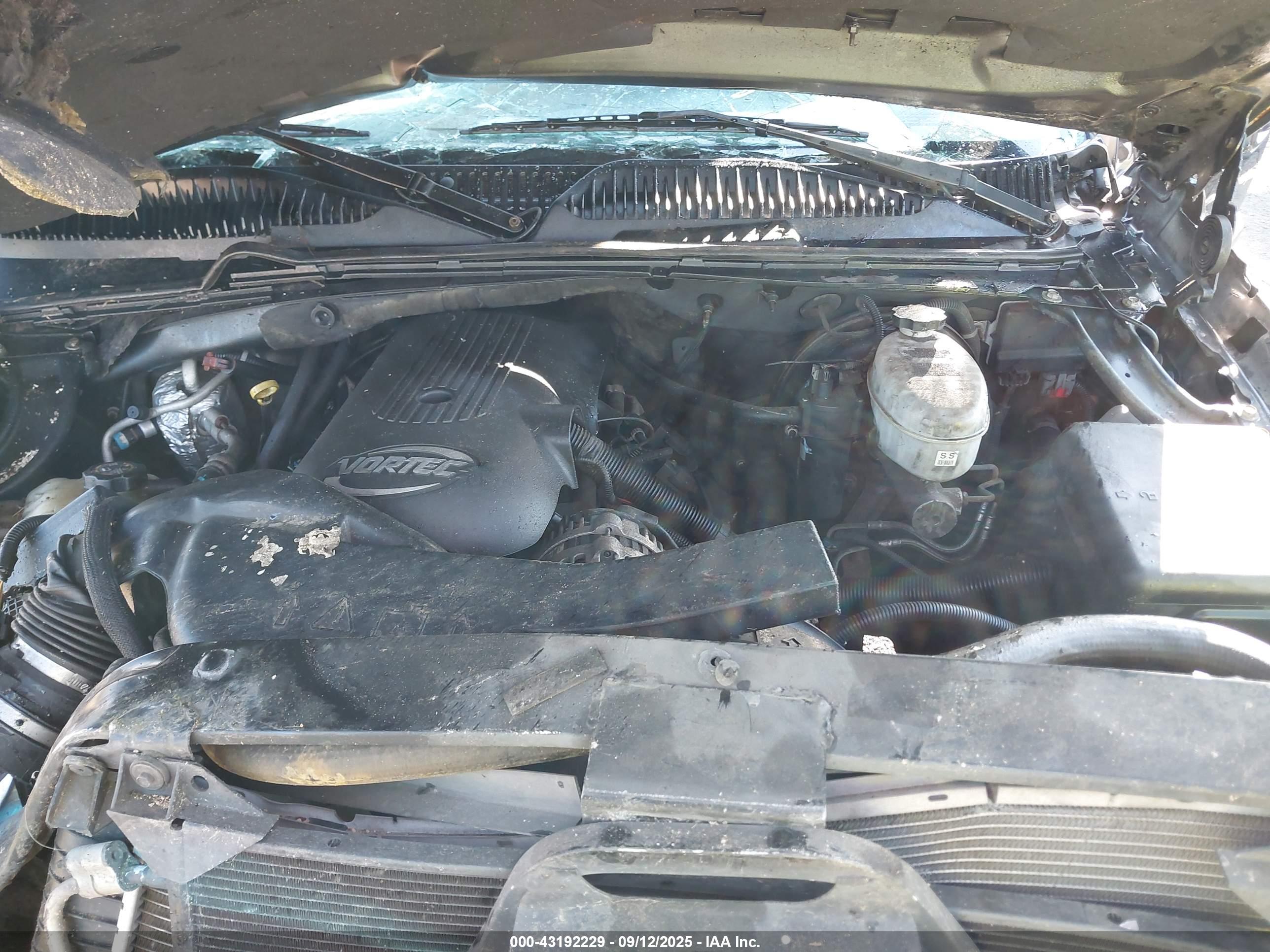 CHEVROLET AVALANCHE image 10