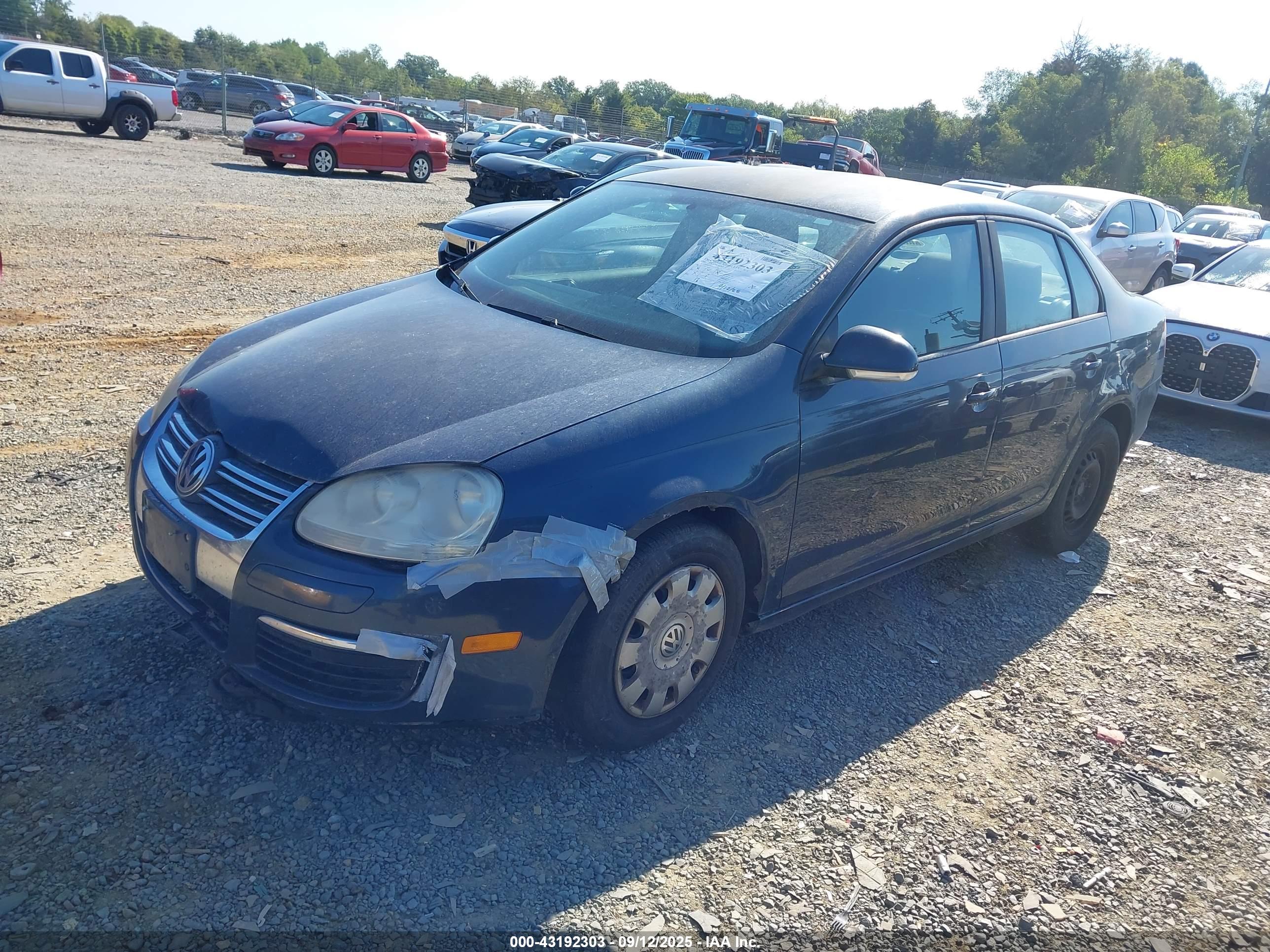 VOLKSWAGEN JETTA image 2