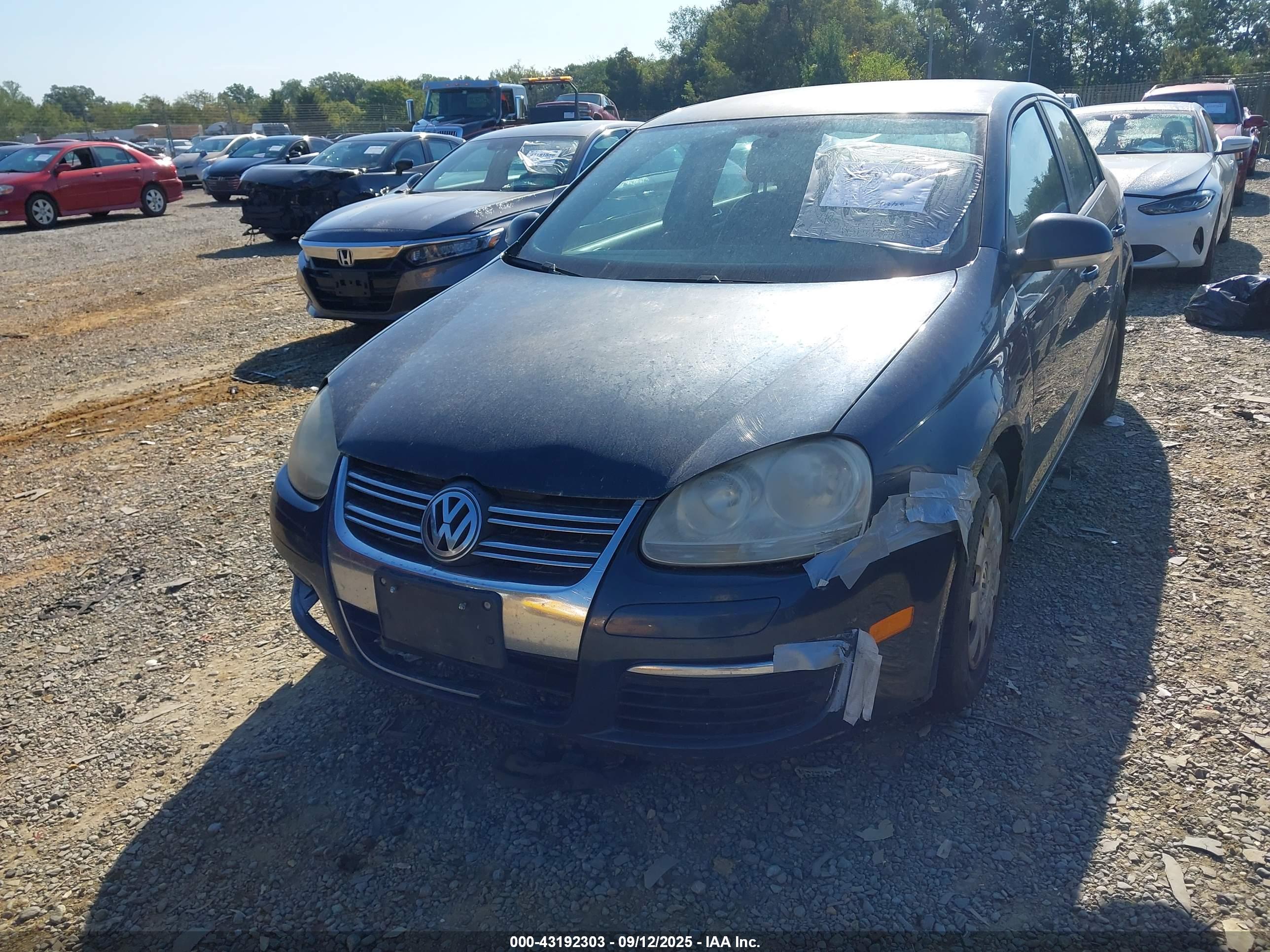 VOLKSWAGEN JETTA image 6
