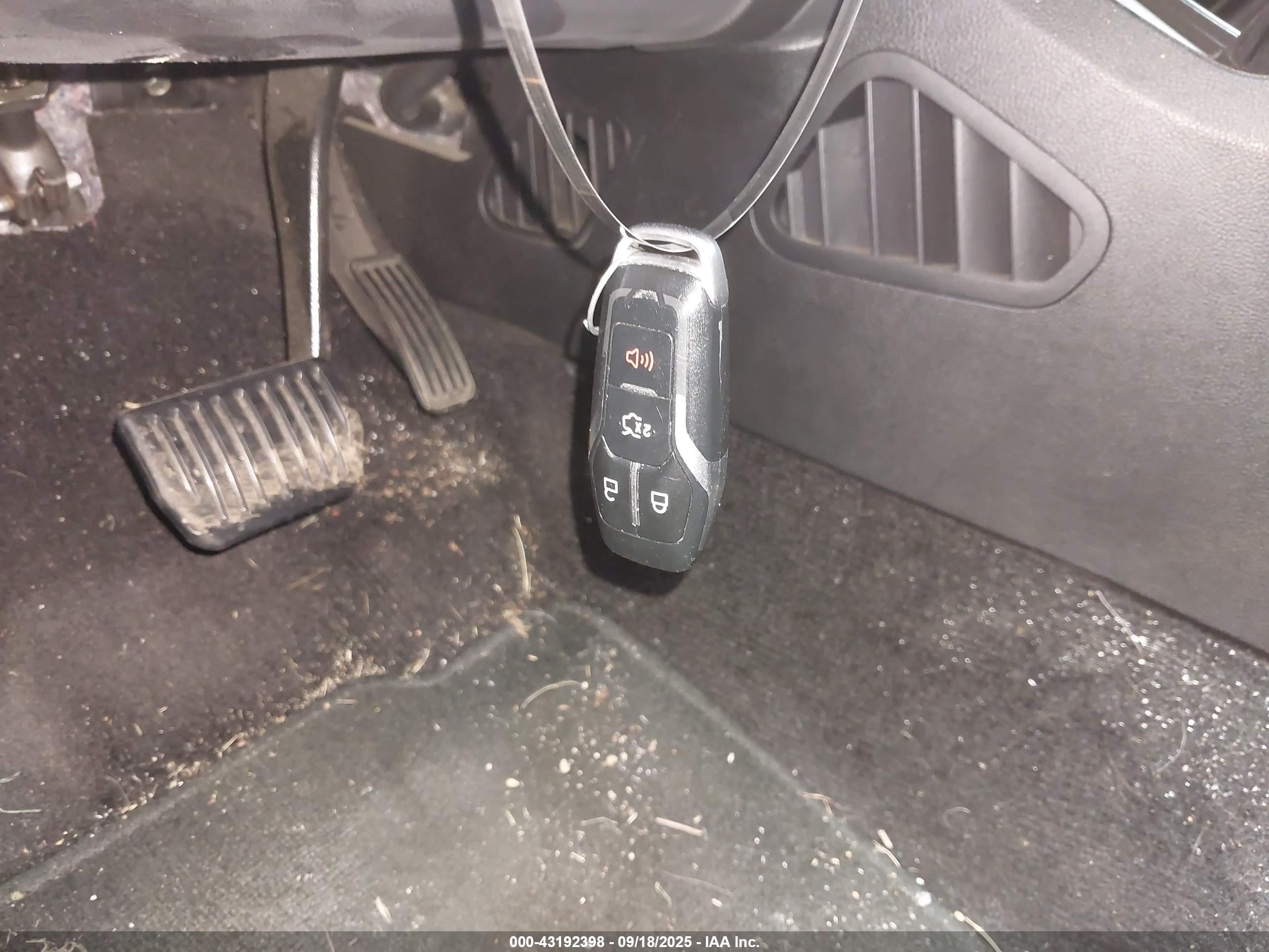 FORD EDGE image 11