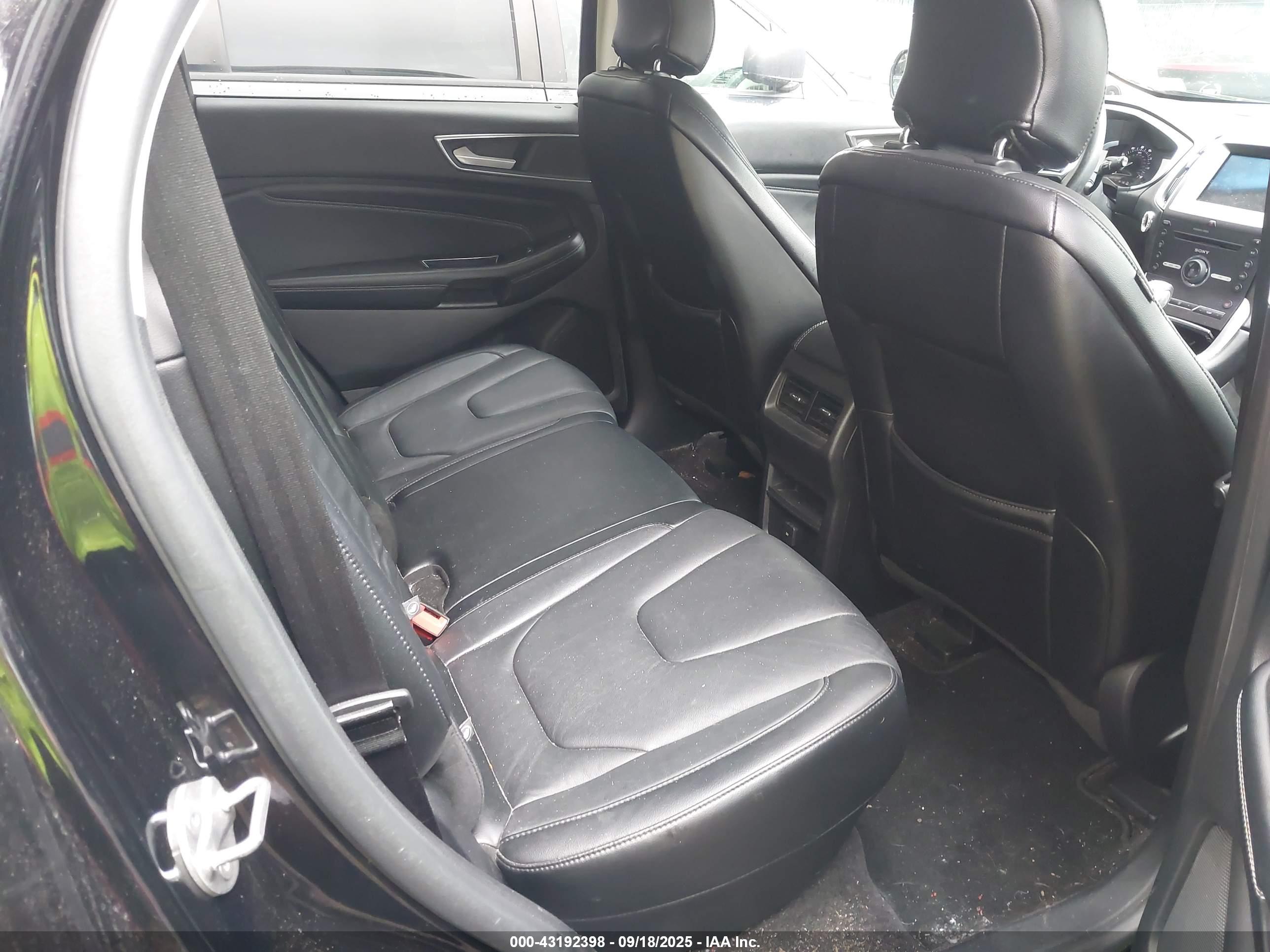 FORD EDGE image 8