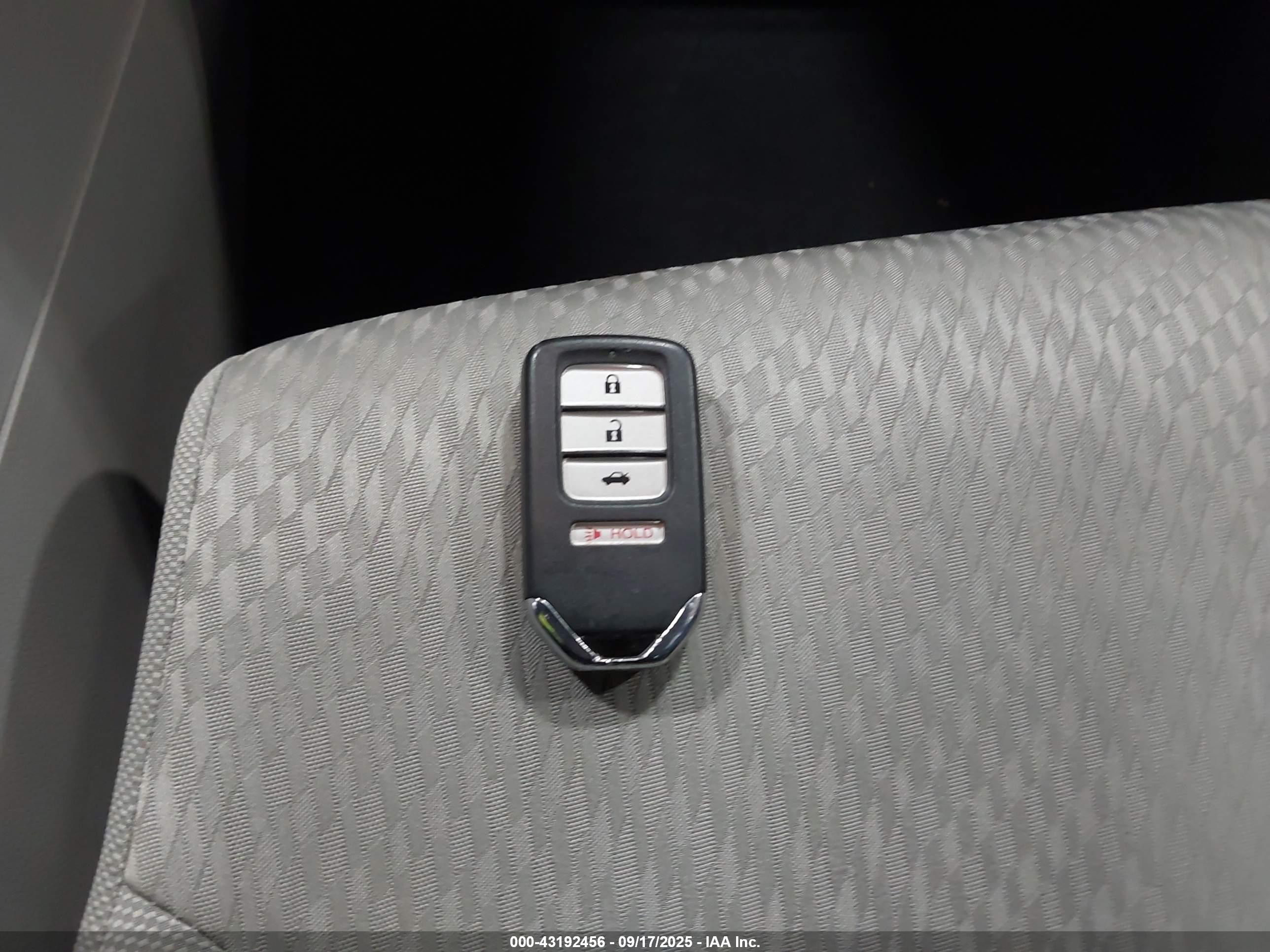 HONDA CIVIC image 11