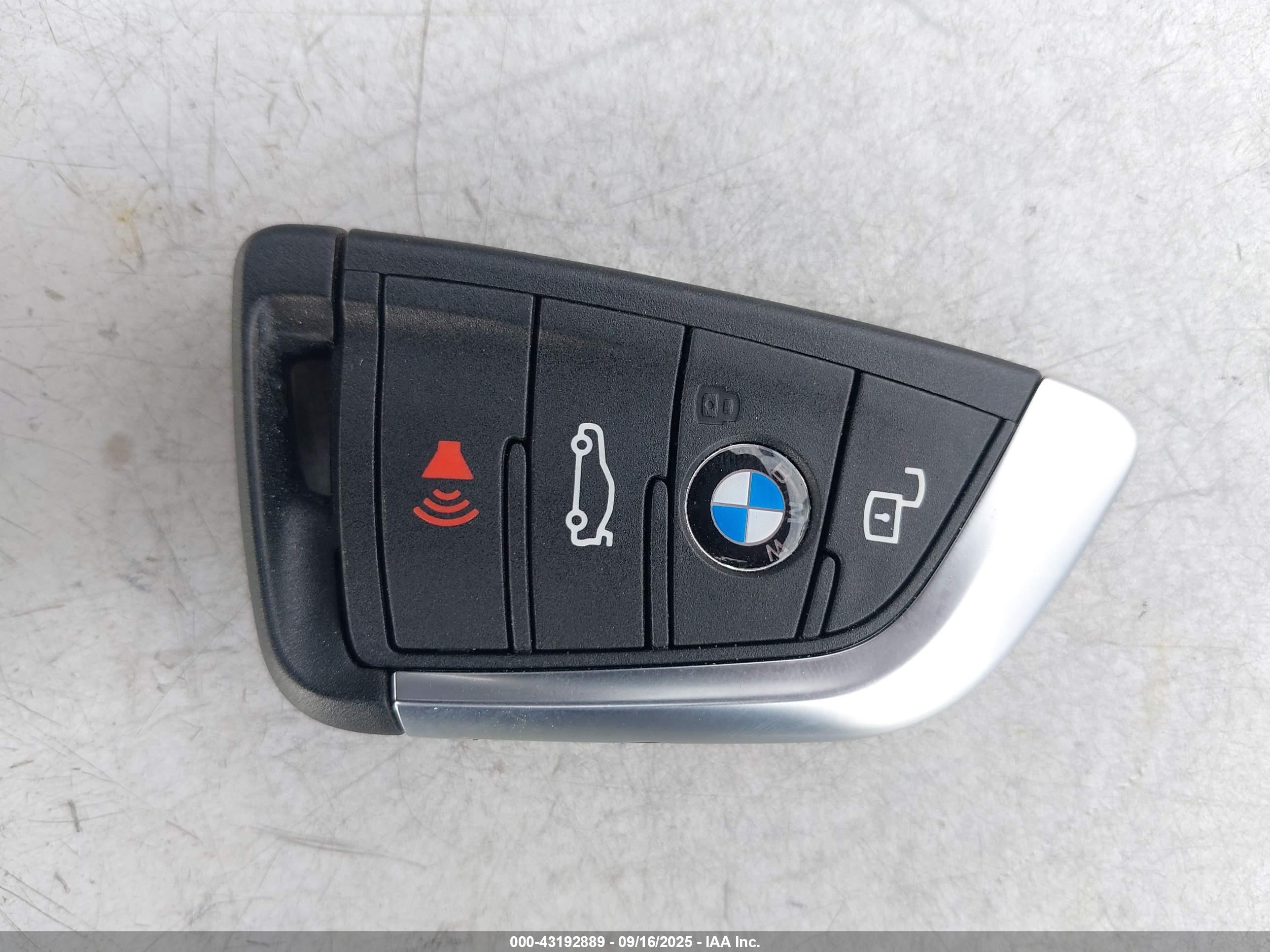 BMW M440I image 11