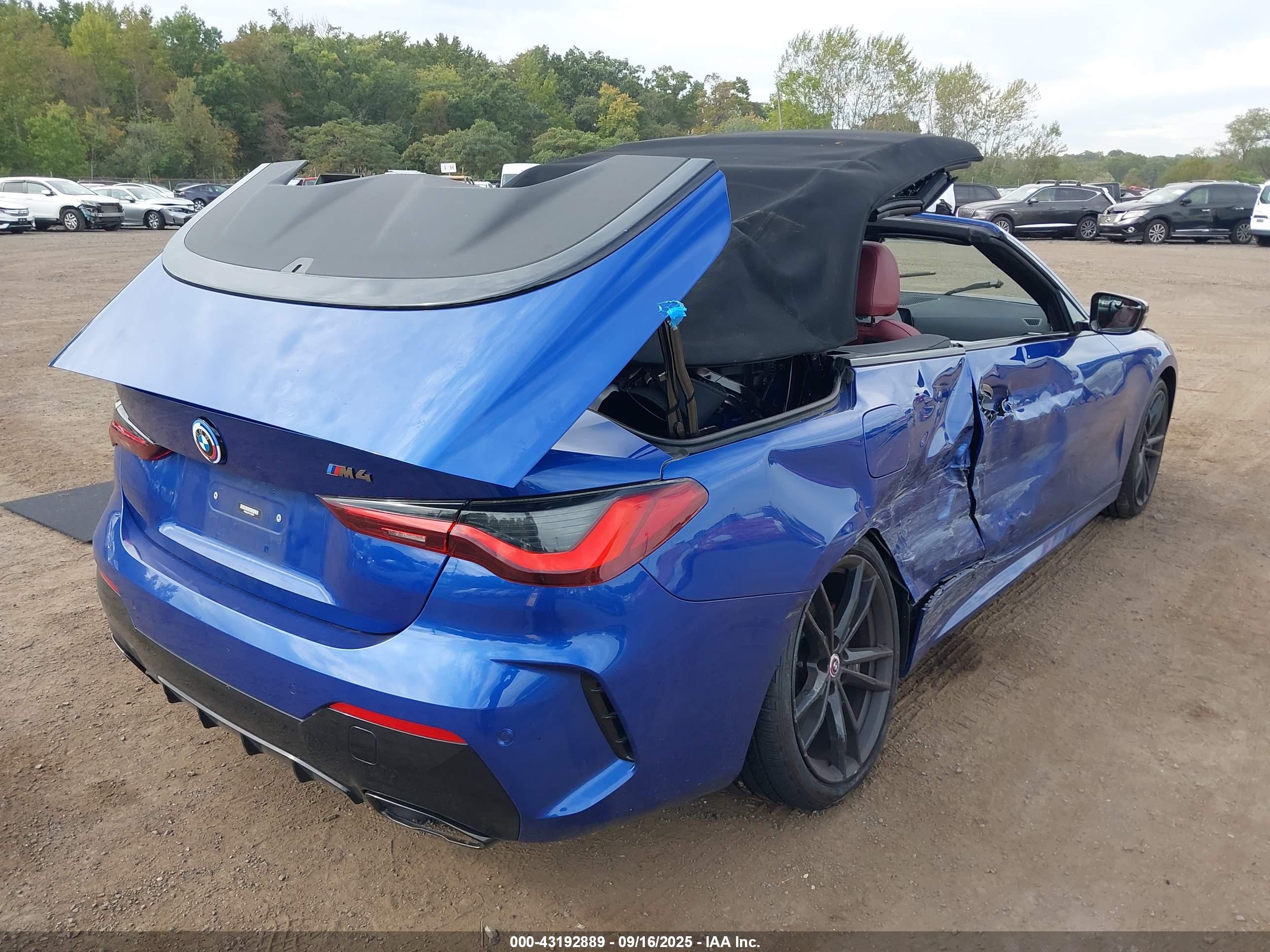 BMW M440I image 6