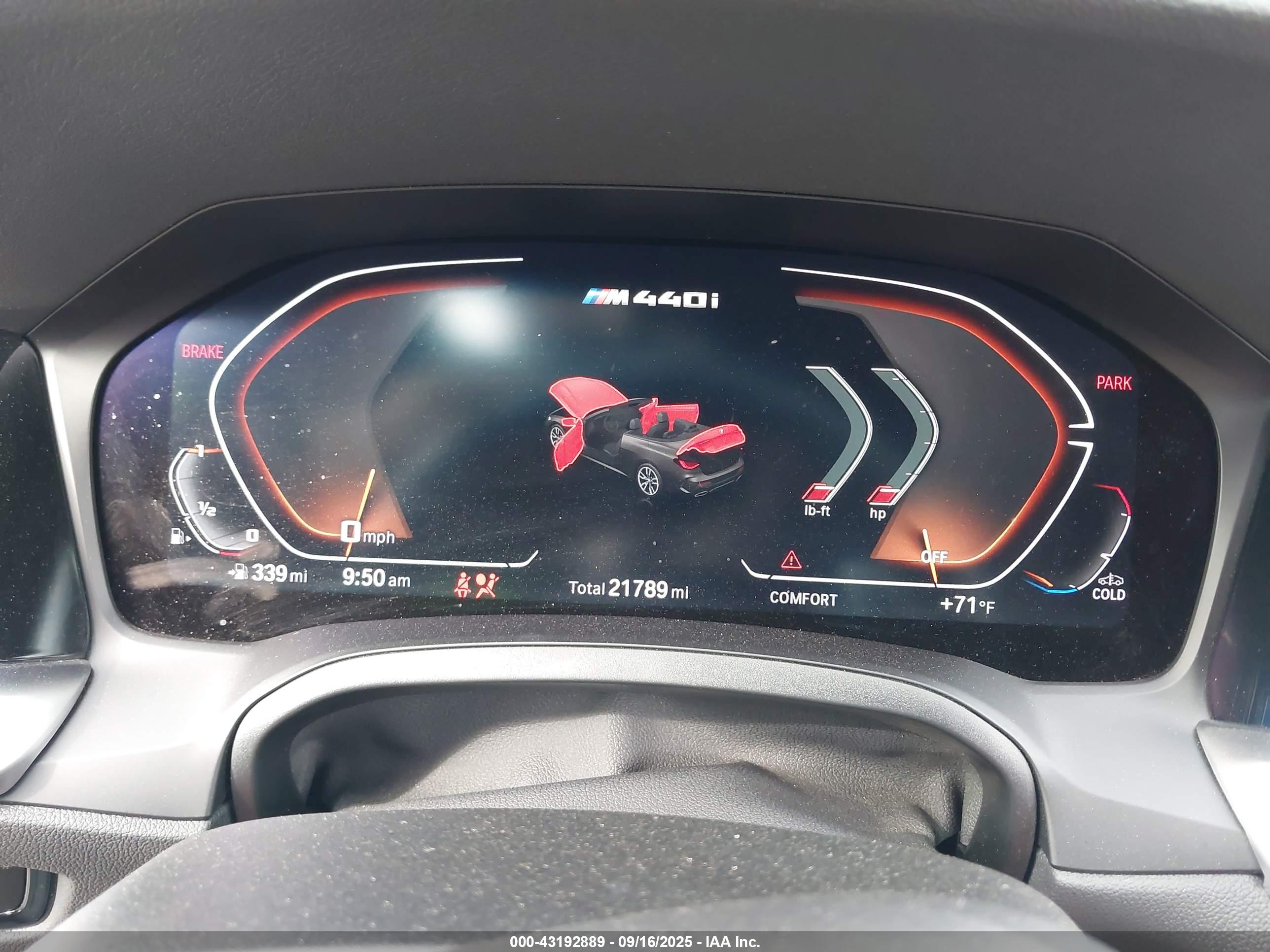 BMW M440I image 7