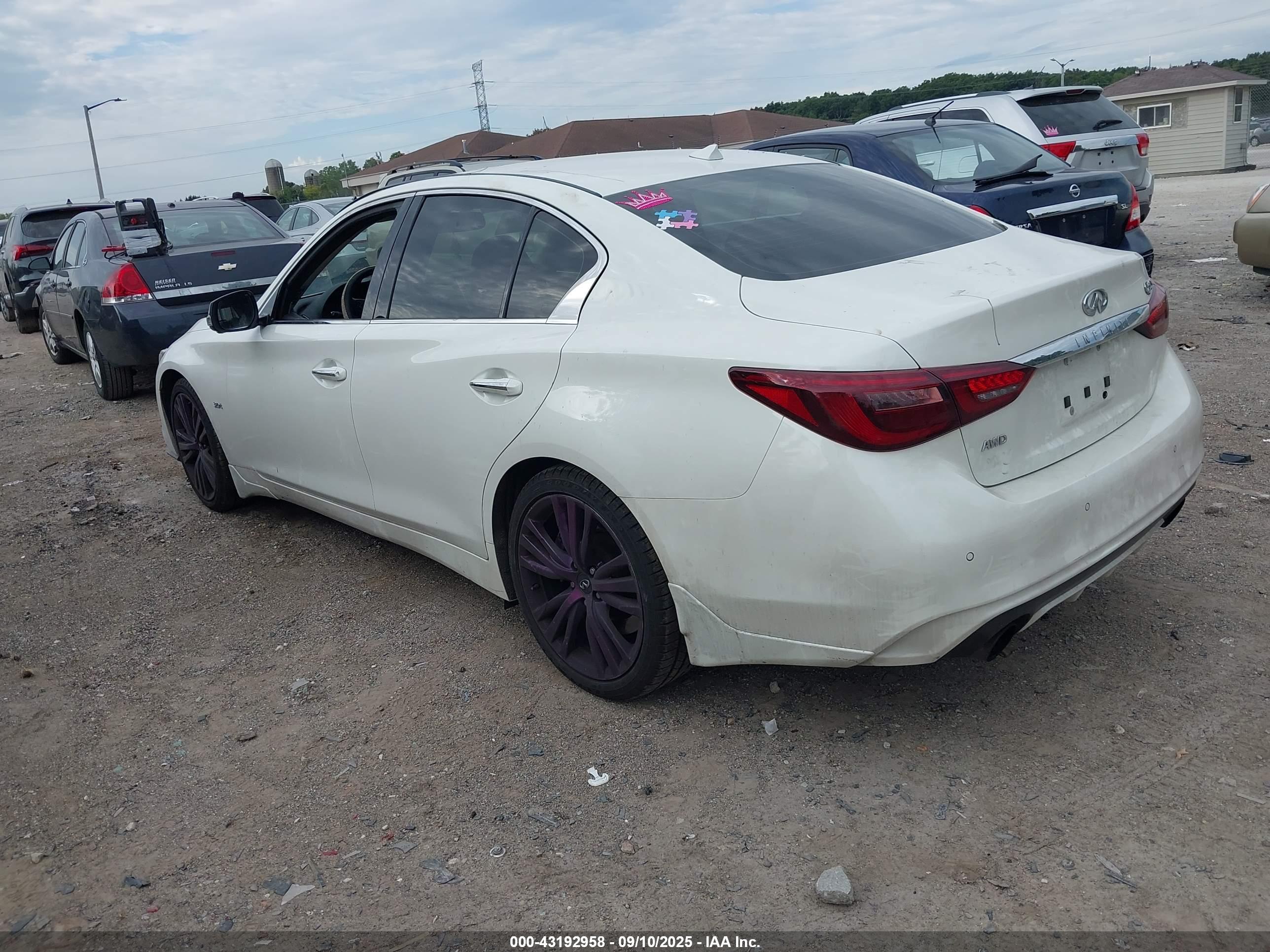 INFINITI Q50 image 3