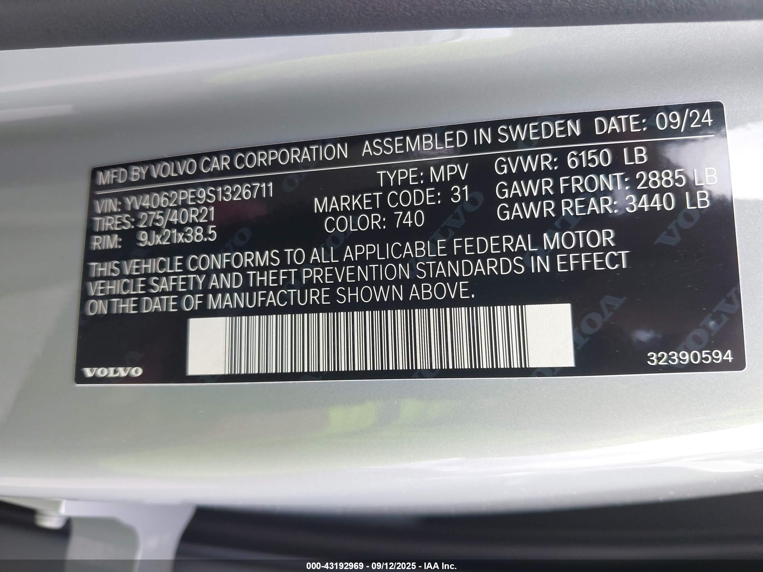 VOLVO XC90 image 9