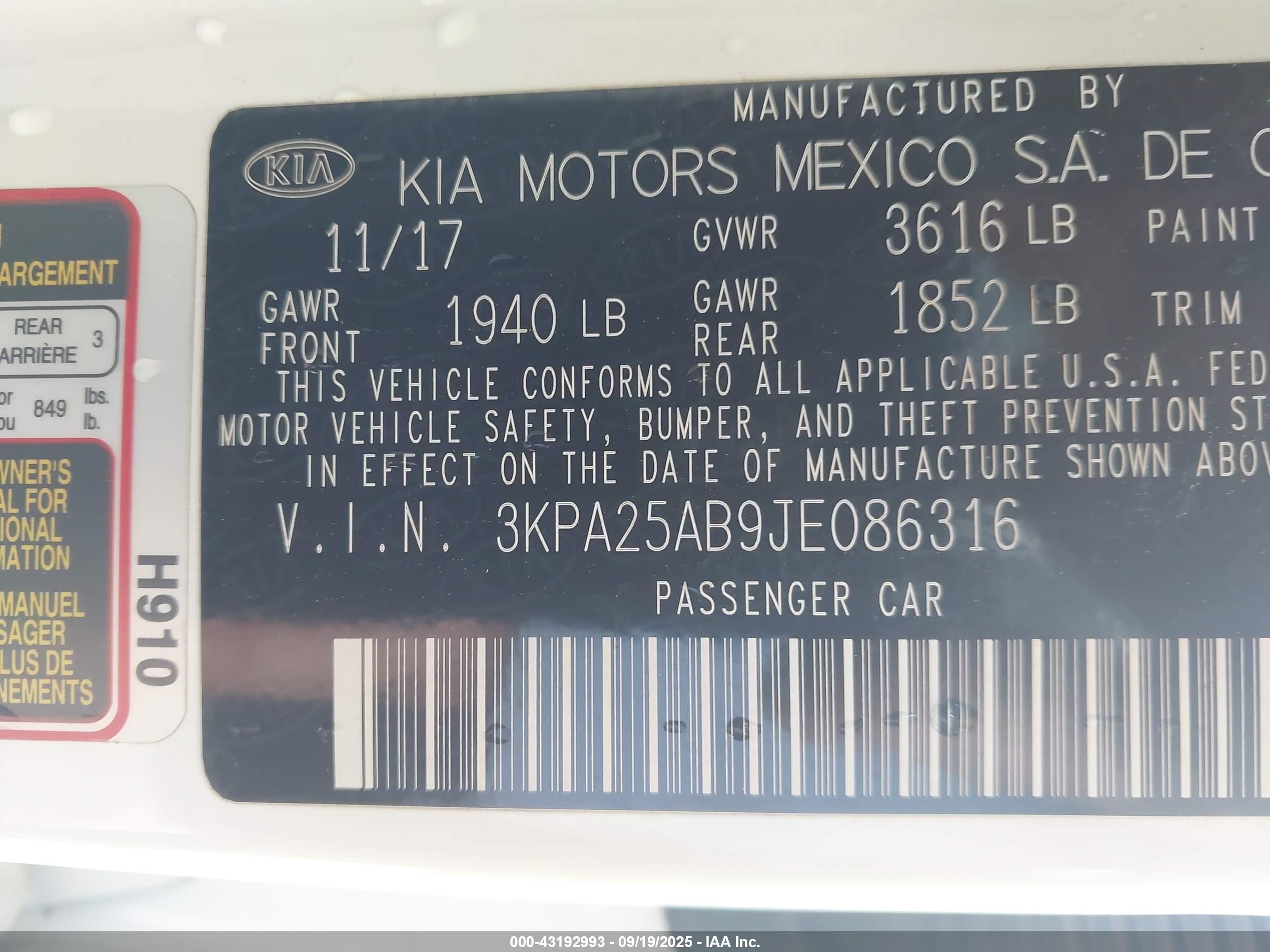 KIA RIO image 9