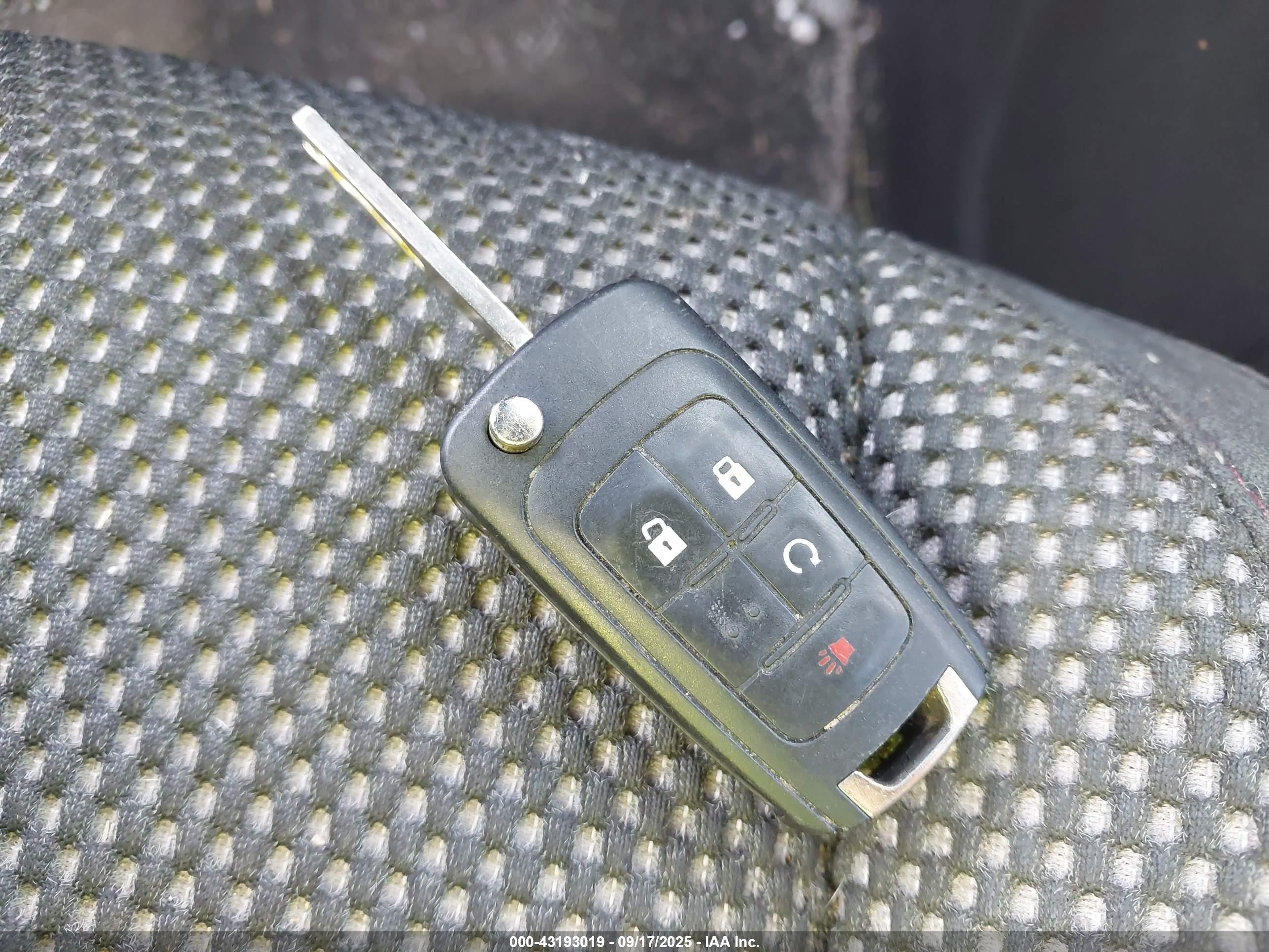 GMC TERRAIN image 11