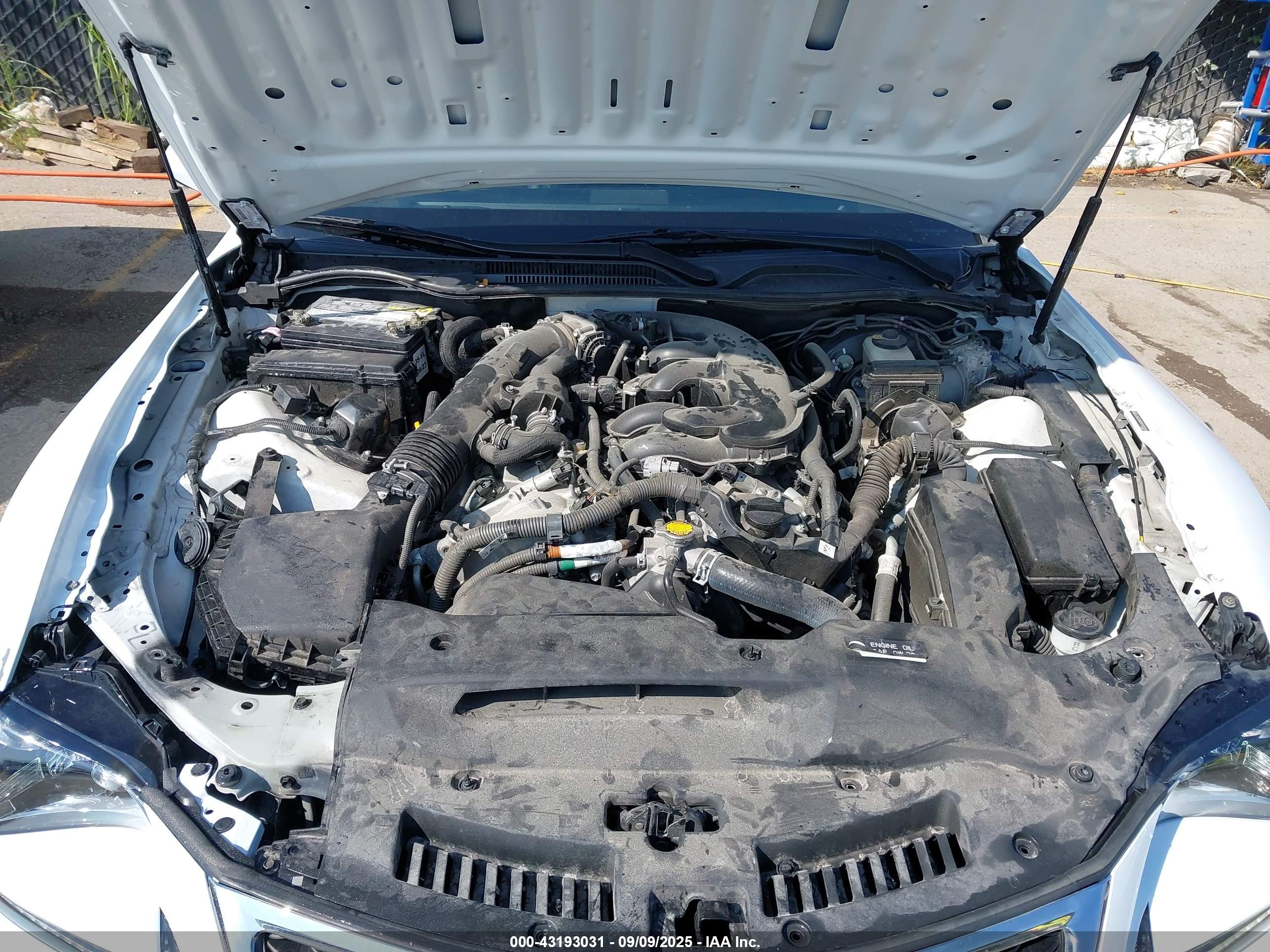 LEXUS RC image 10