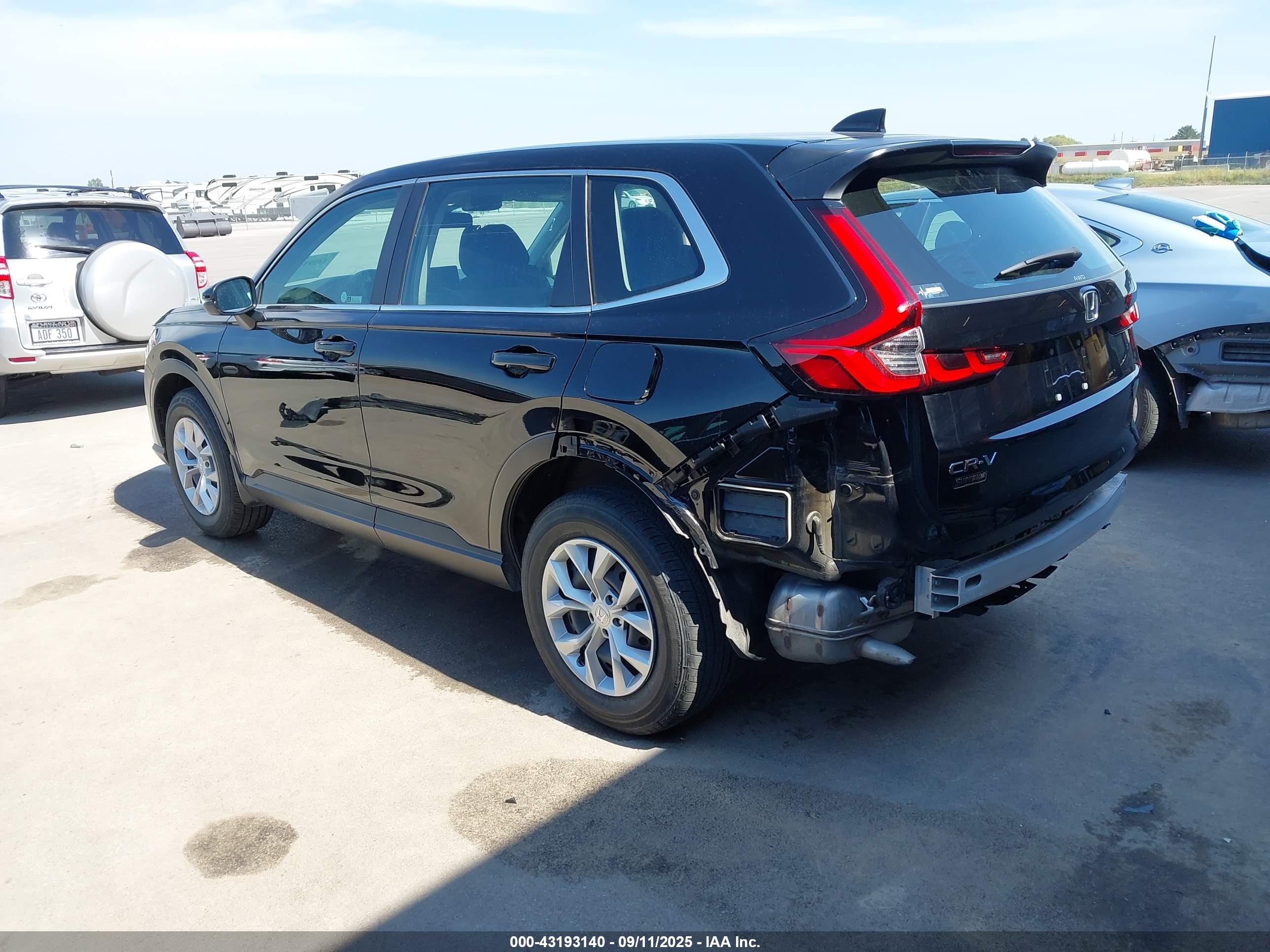 HONDA CR-V image 3