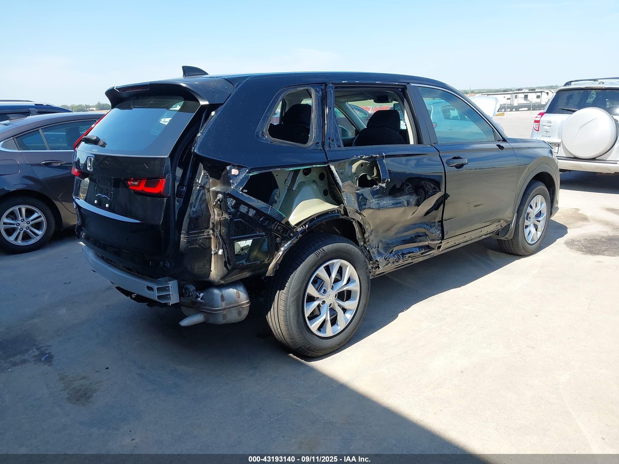 HONDA CR-V image 4