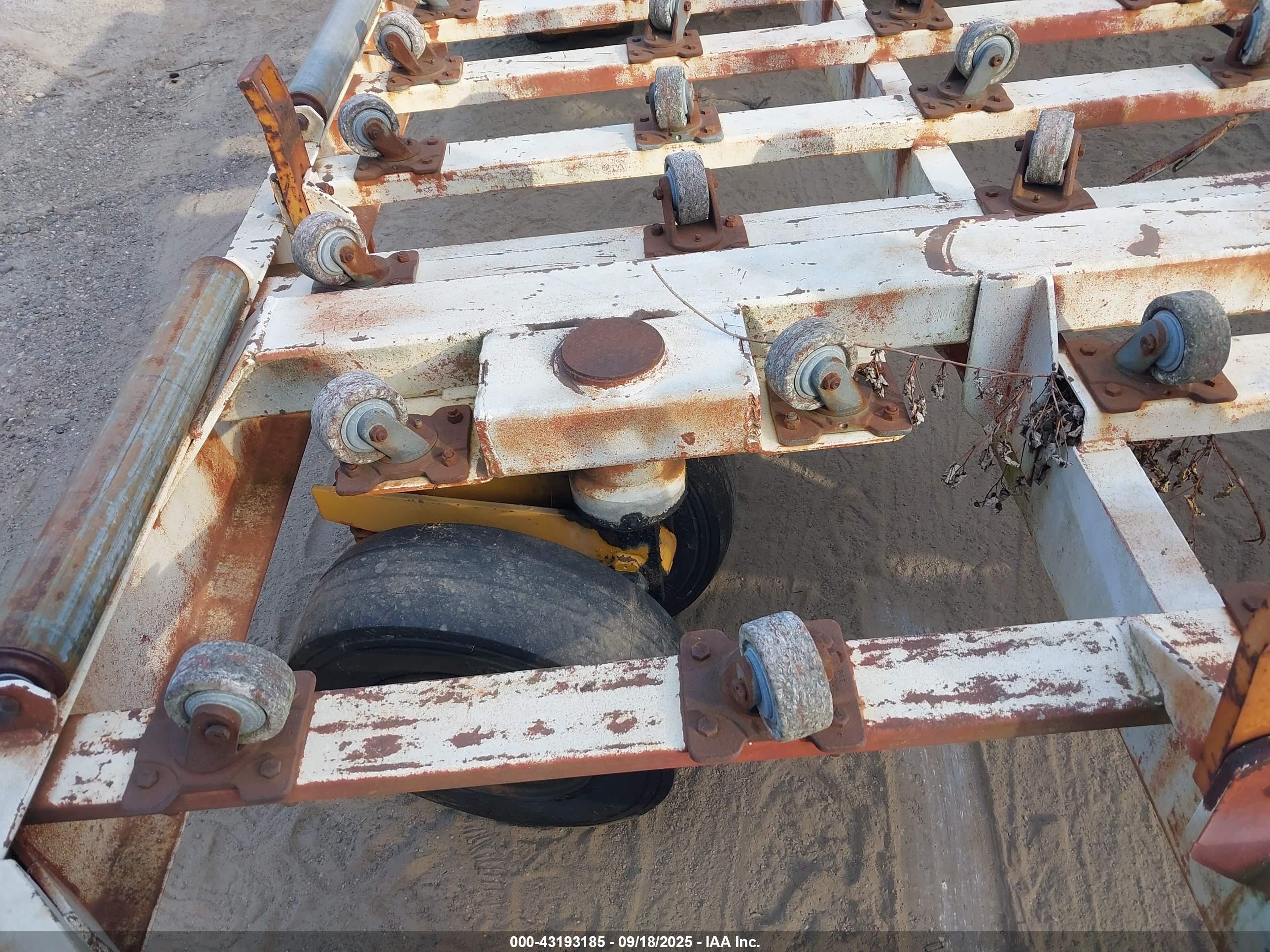 EQUIPMENT GSE image 10