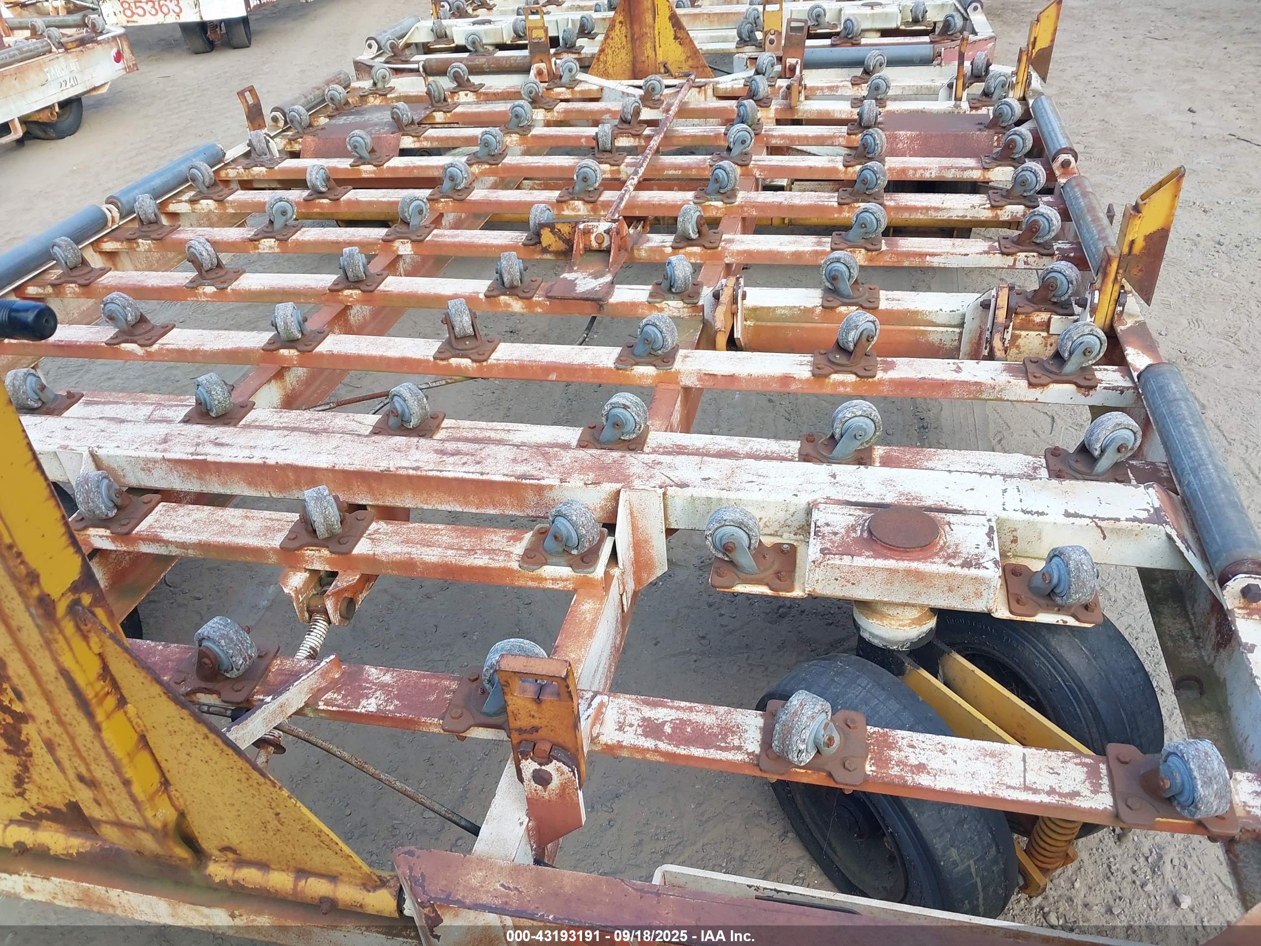 EQUIPMENT GSE image 8