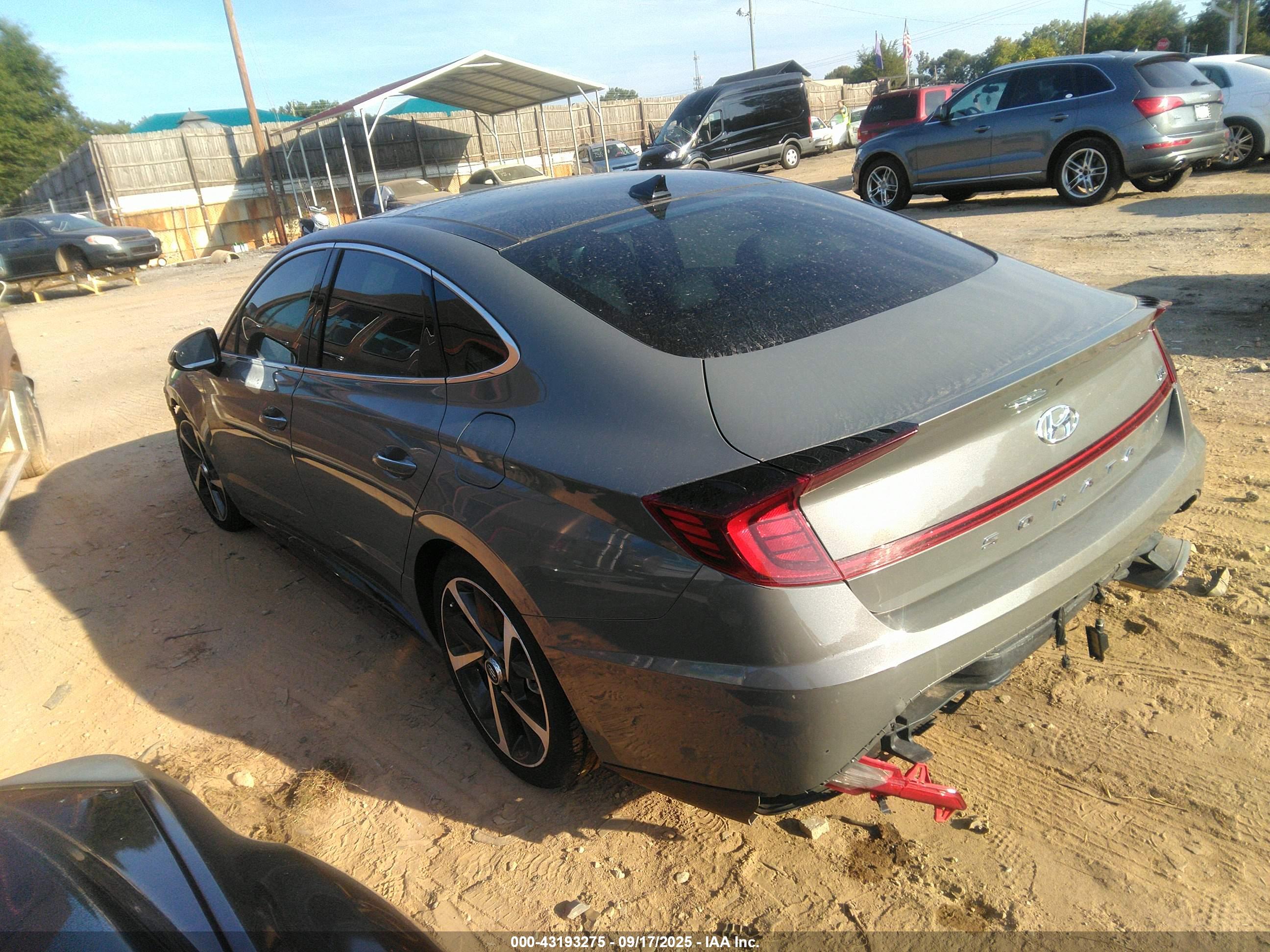 HYUNDAI SONATA image 3