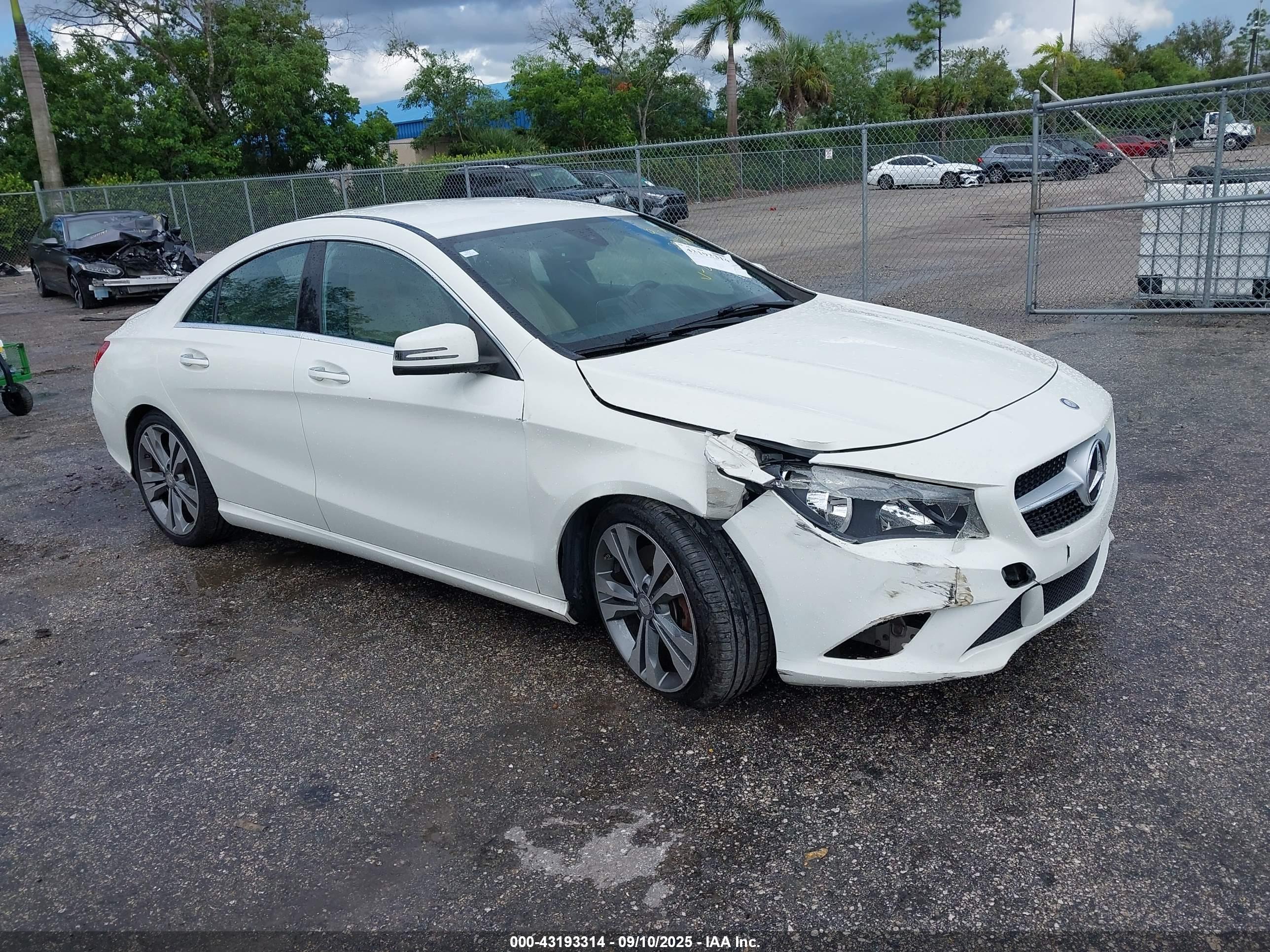 MERCEDES-BENZ CLA image 6