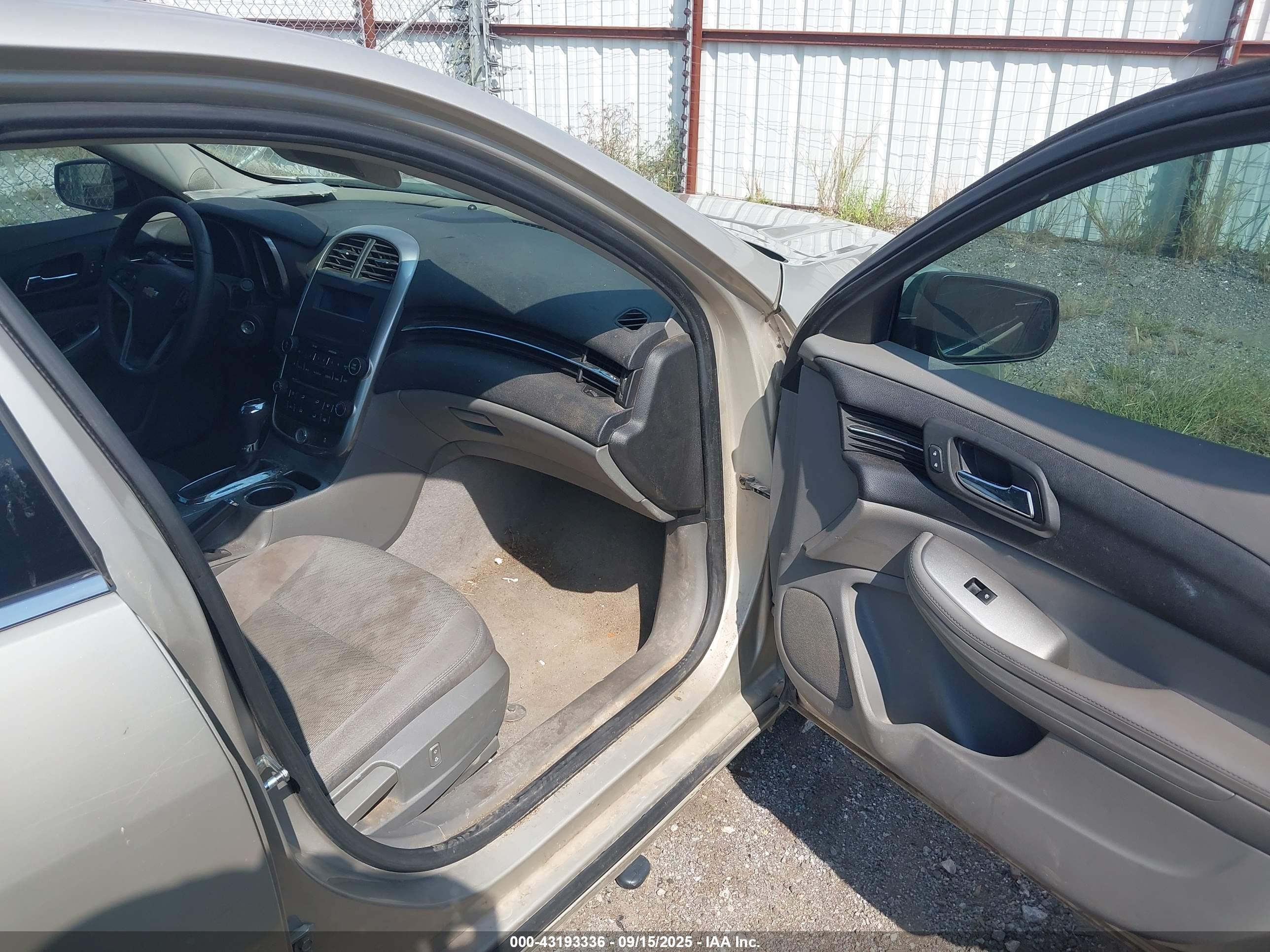 CHEVROLET MALIBU image 5