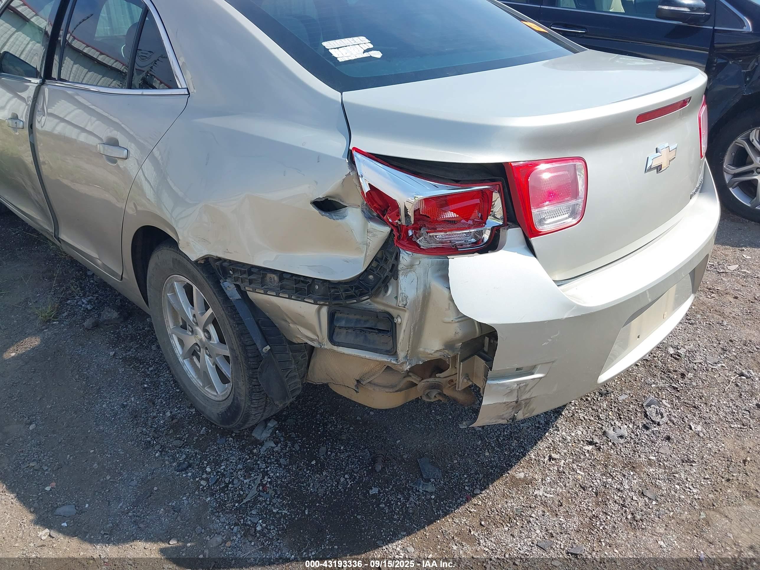 CHEVROLET MALIBU image 6