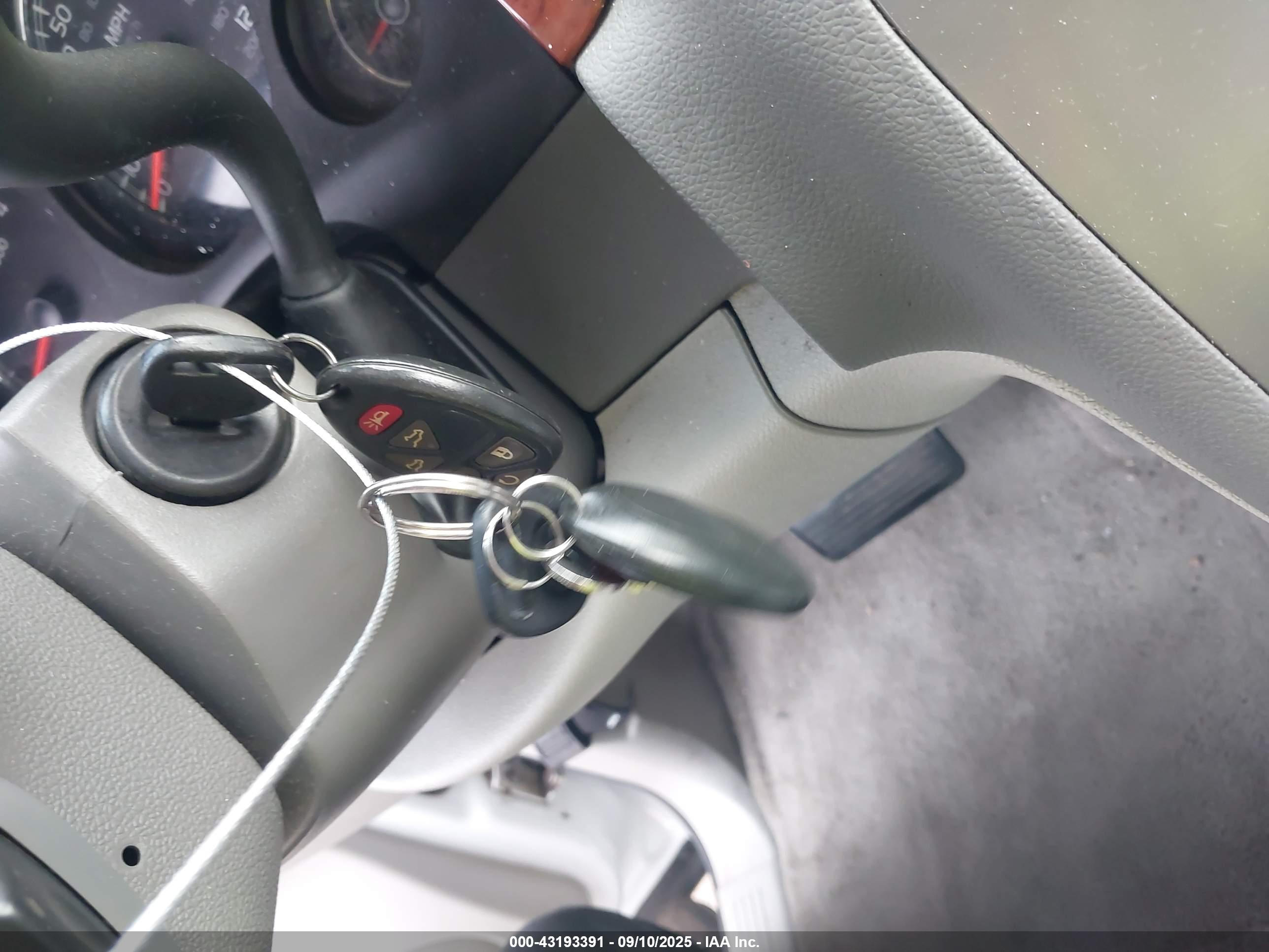 GMC YUKON image 11