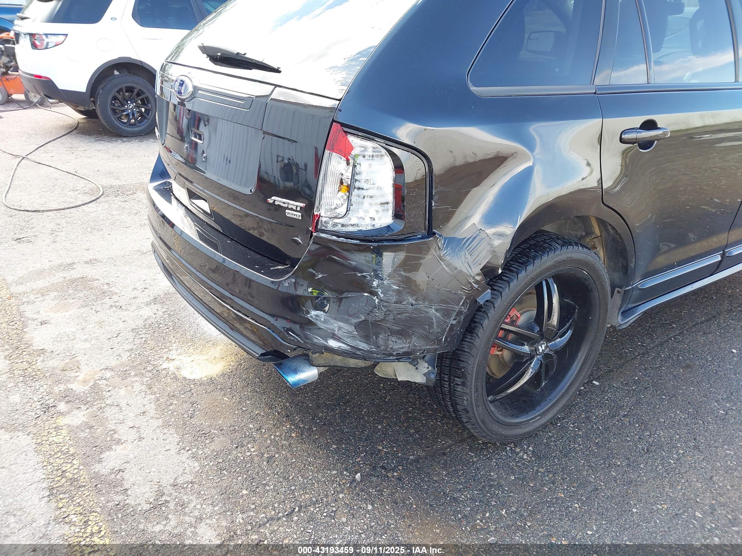 FORD EDGE image 6