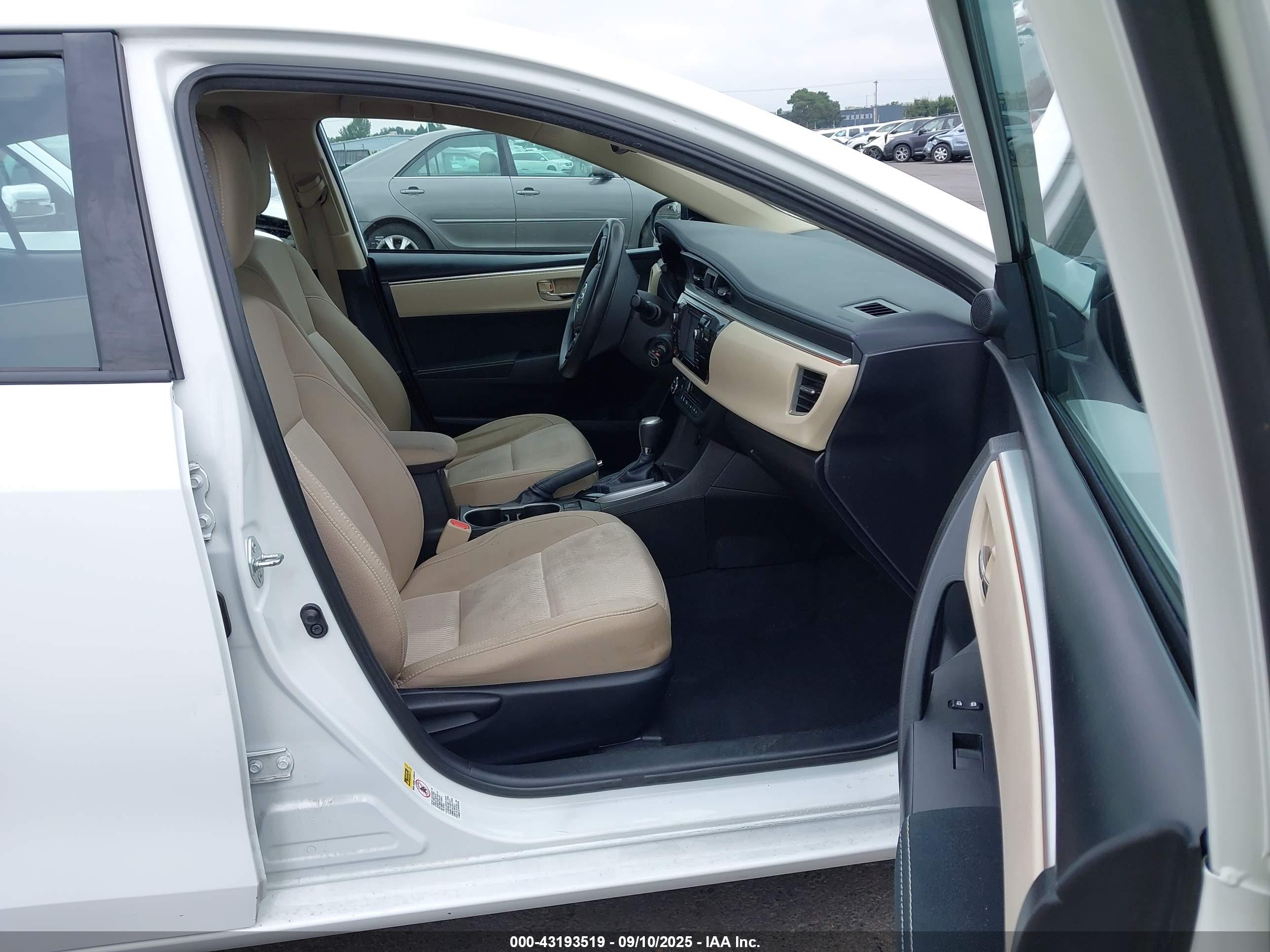 TOYOTA COROLLA image 5