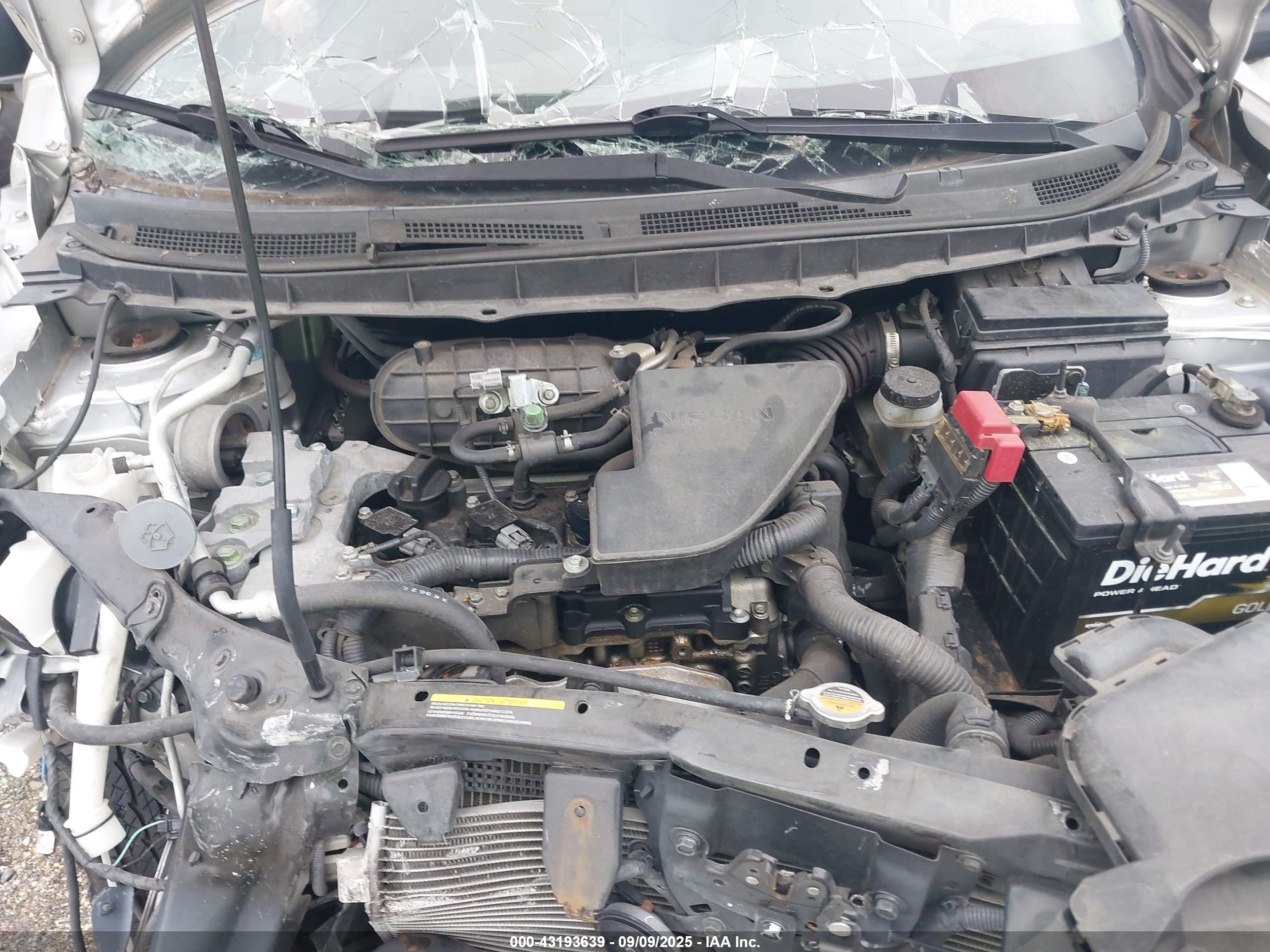 NISSAN ROGUE image 10