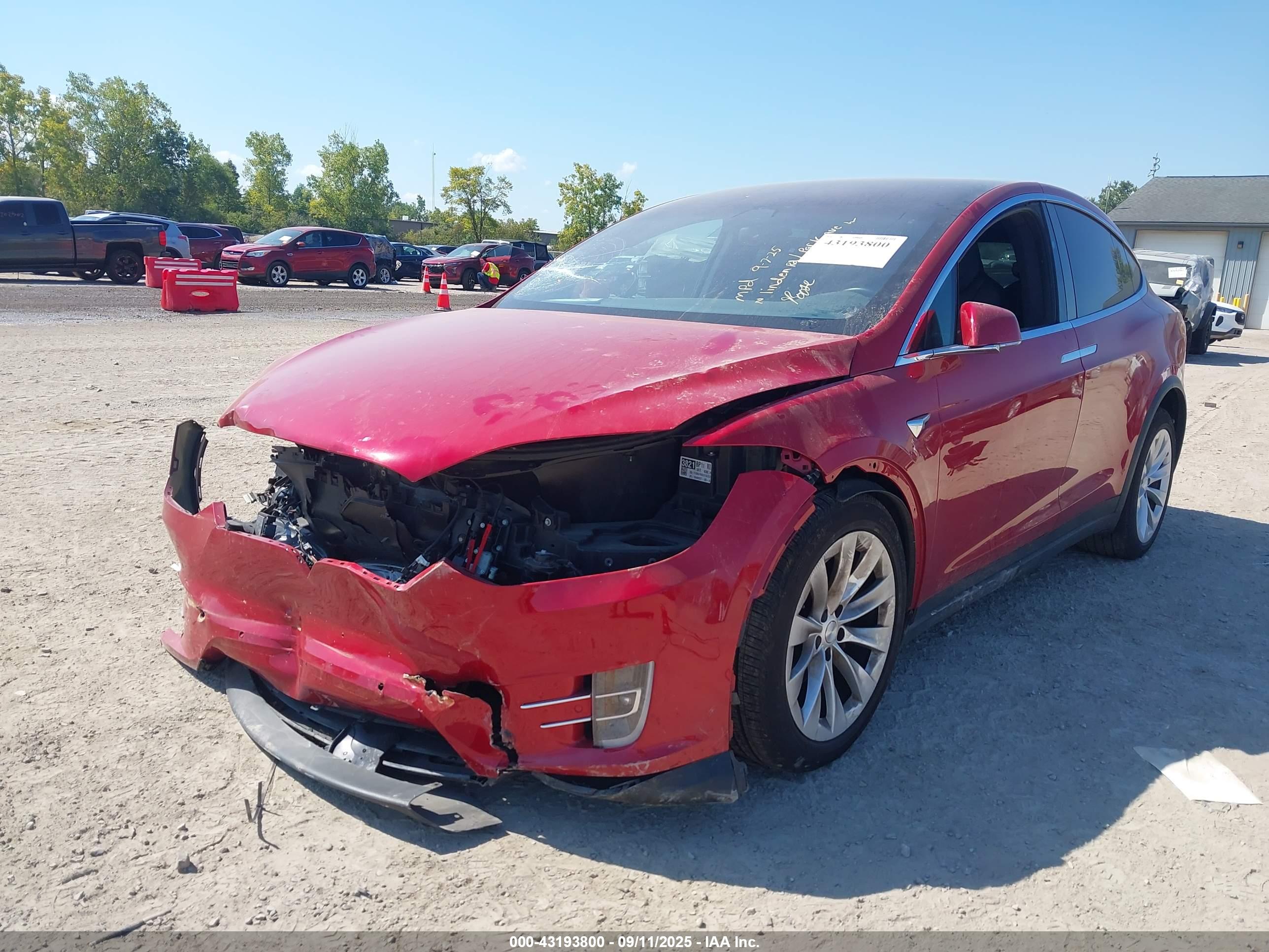 TESLA MODEL image 2