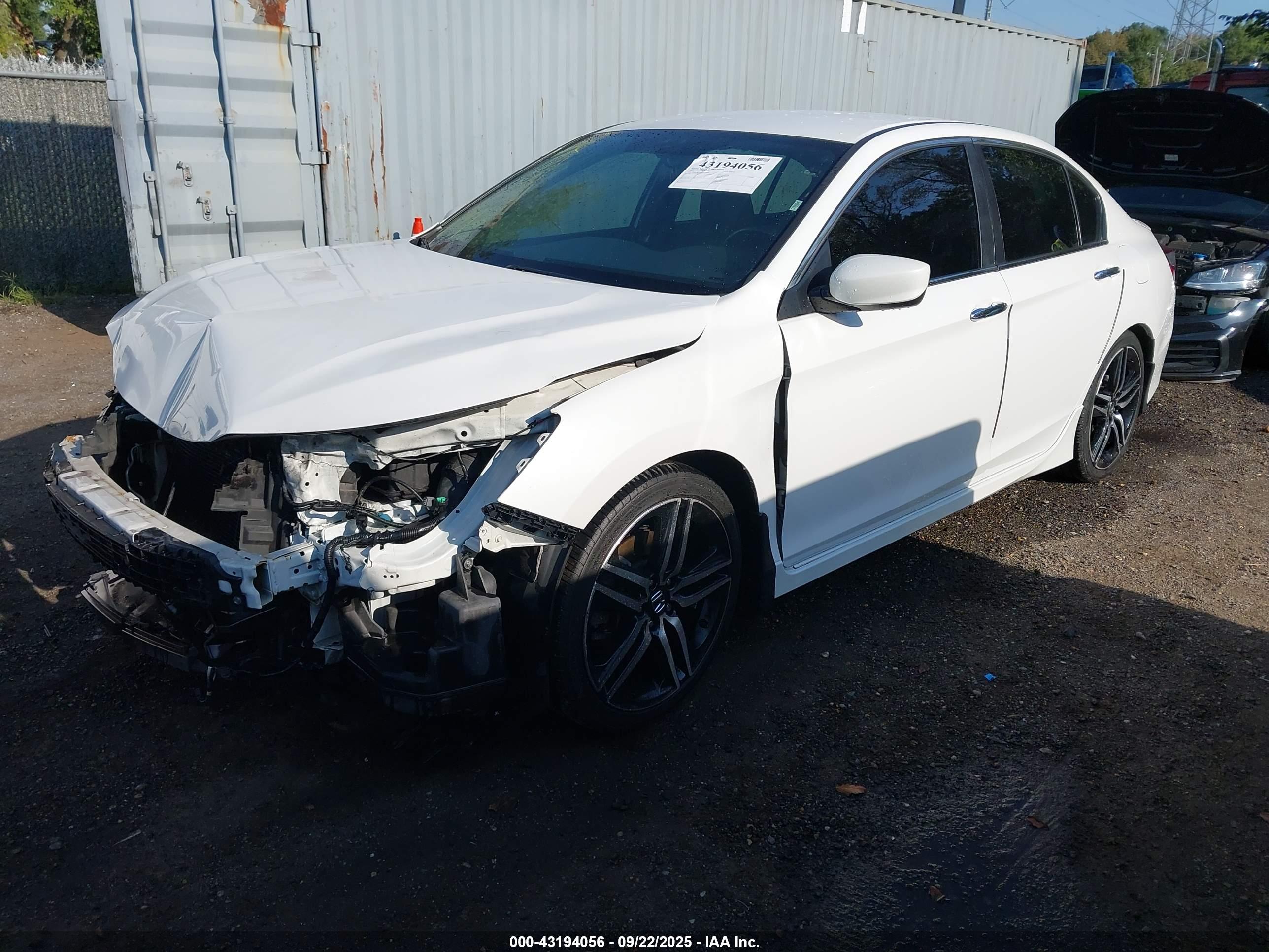 HONDA ACCORD image 2