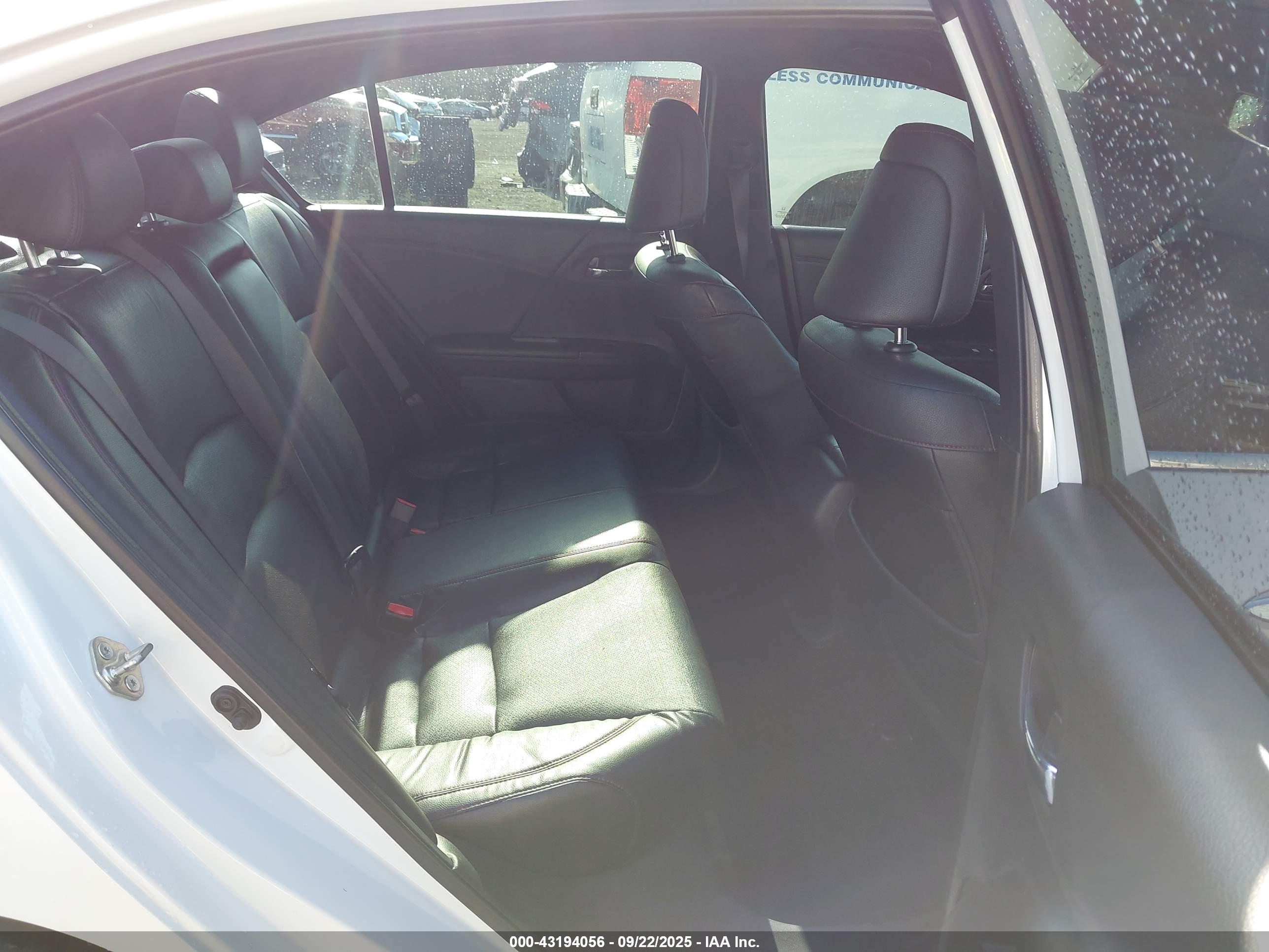 HONDA ACCORD image 8