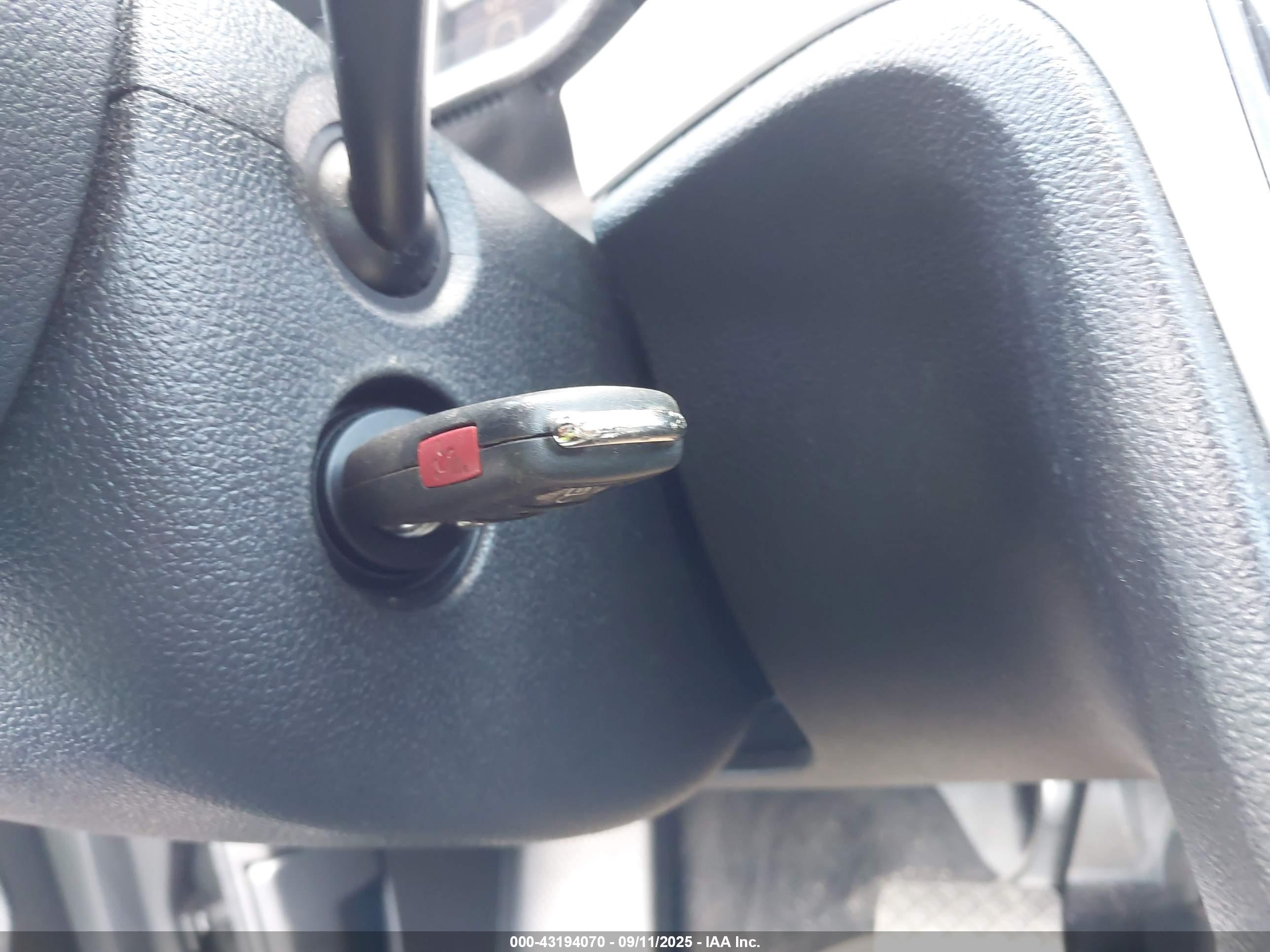 VOLKSWAGEN PASSAT image 11