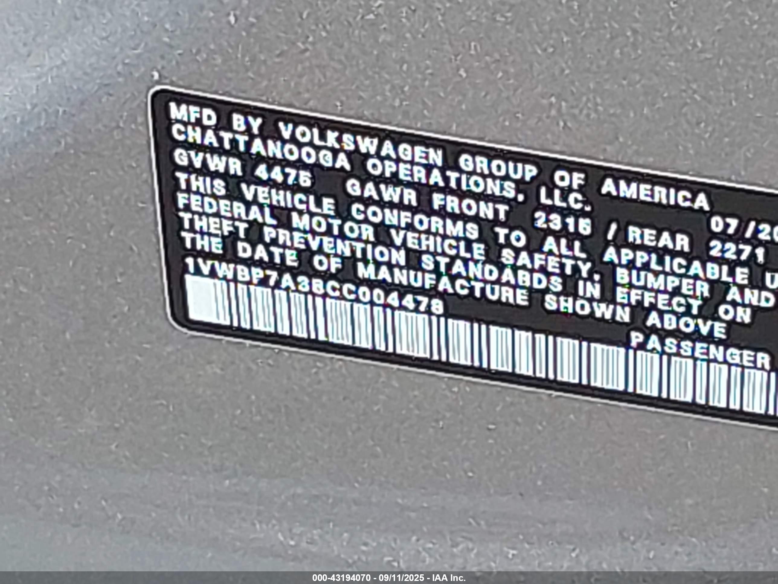 VOLKSWAGEN PASSAT image 9