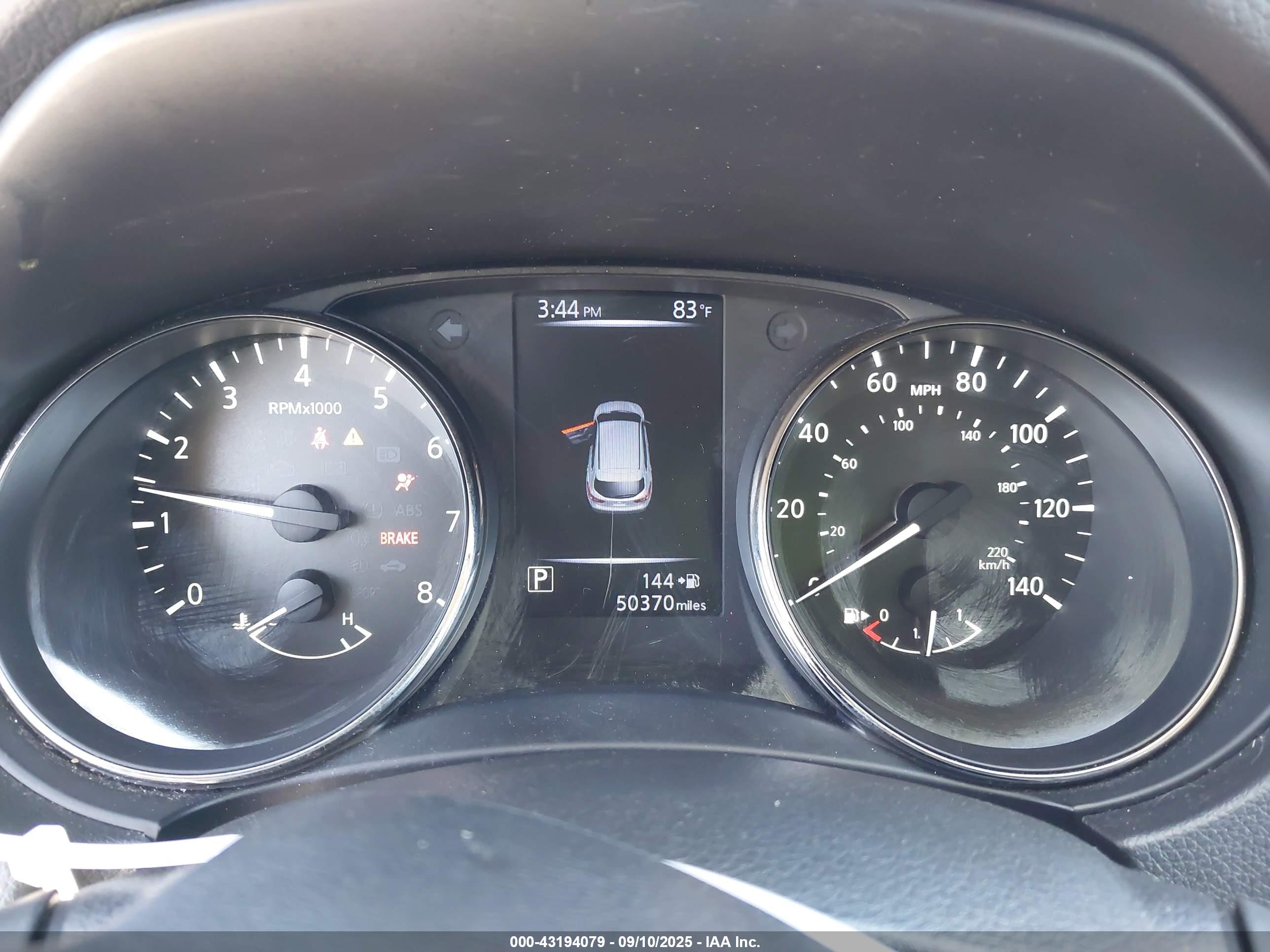 NISSAN ROGUE image 7