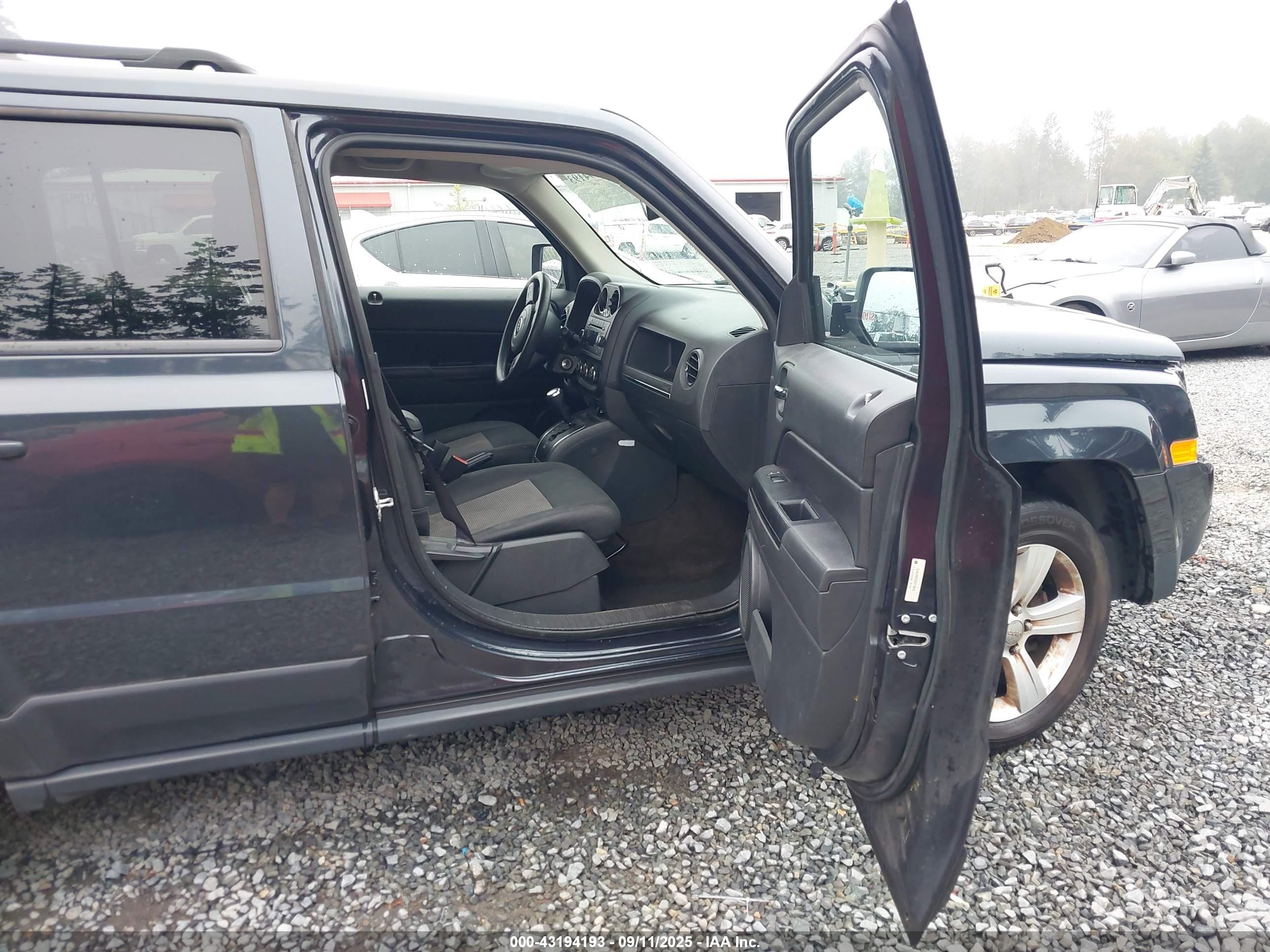 JEEP PATRIOT image 5