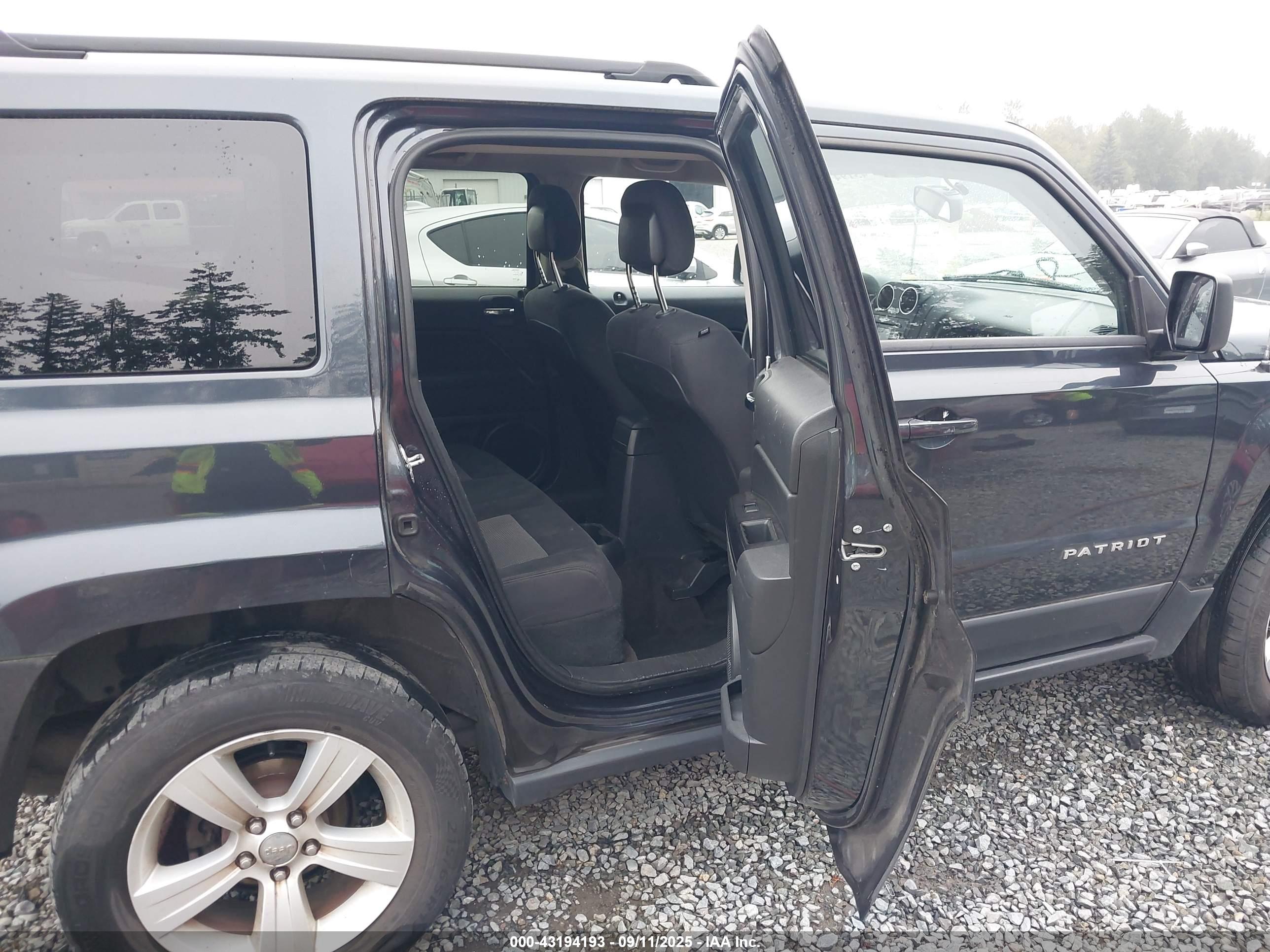 JEEP PATRIOT image 8